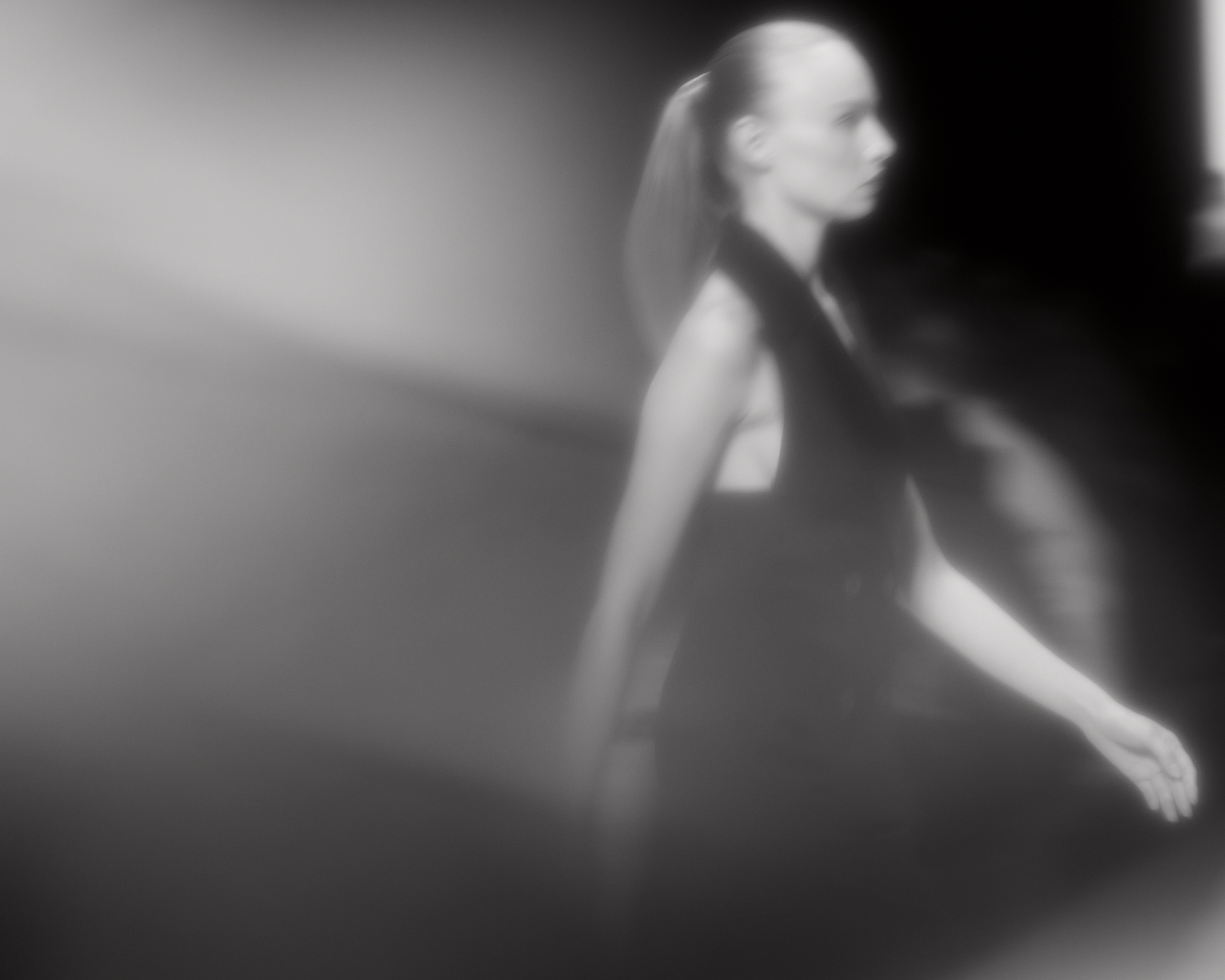 Неделя Моды в Москве Октябрь 2024 (Черно-белый). Фотограф в Мурманске Оксана Черноморец