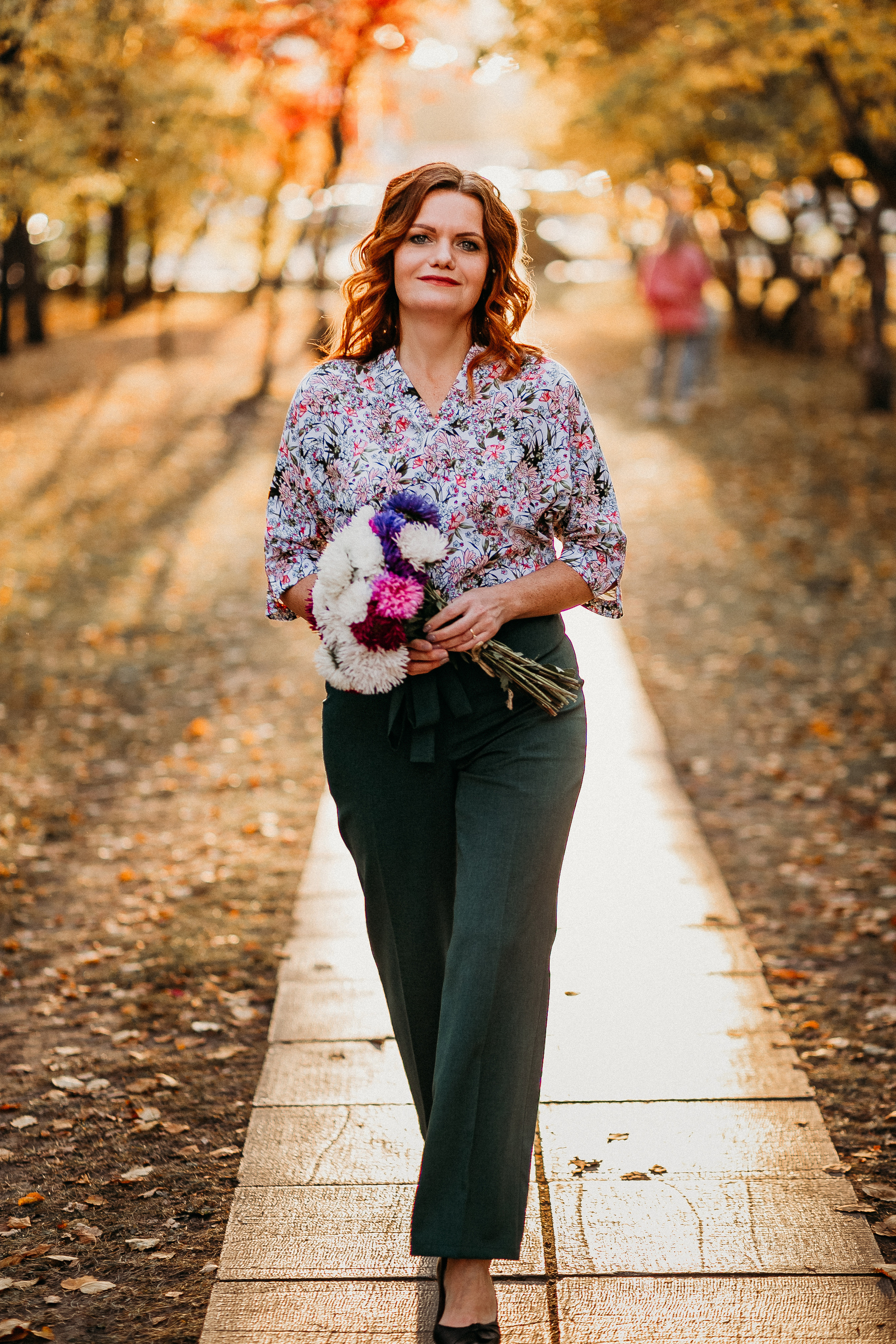 Осень у оперного). Фотограф в  г. Новосибирск