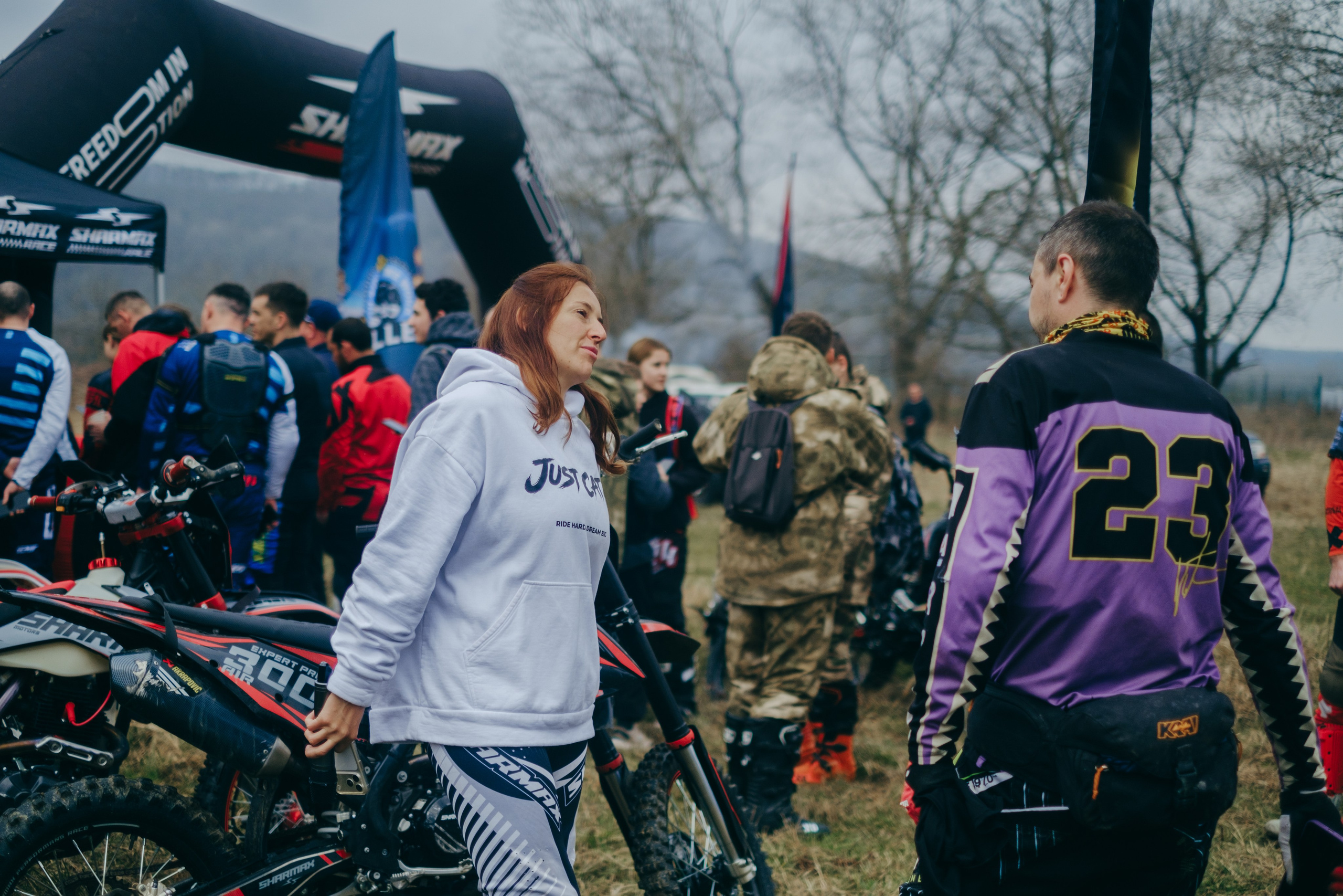 Эндуро Фест от Shamax Motors (Краснодар). Свадебный фотограф Денис Ожигин в Краснодаре и крае. Эмоциональная и стильная съемка вашего дня