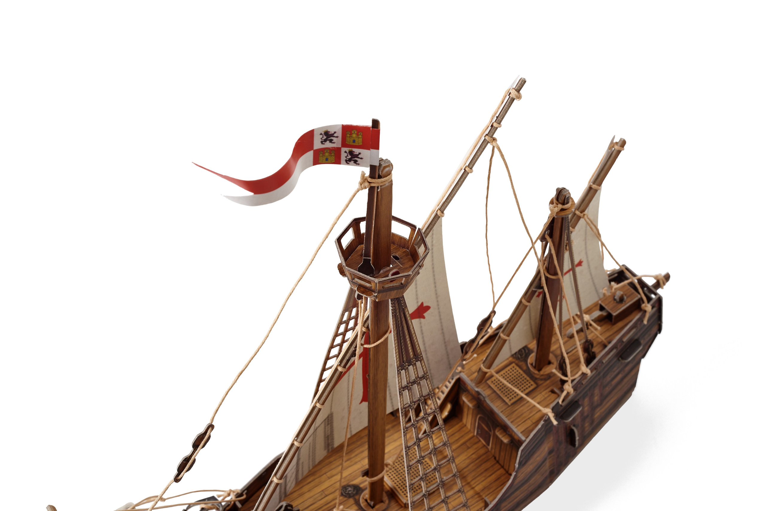 Корабль. Предметный фотограф, инфографика и видео в Санкт-Петербурге