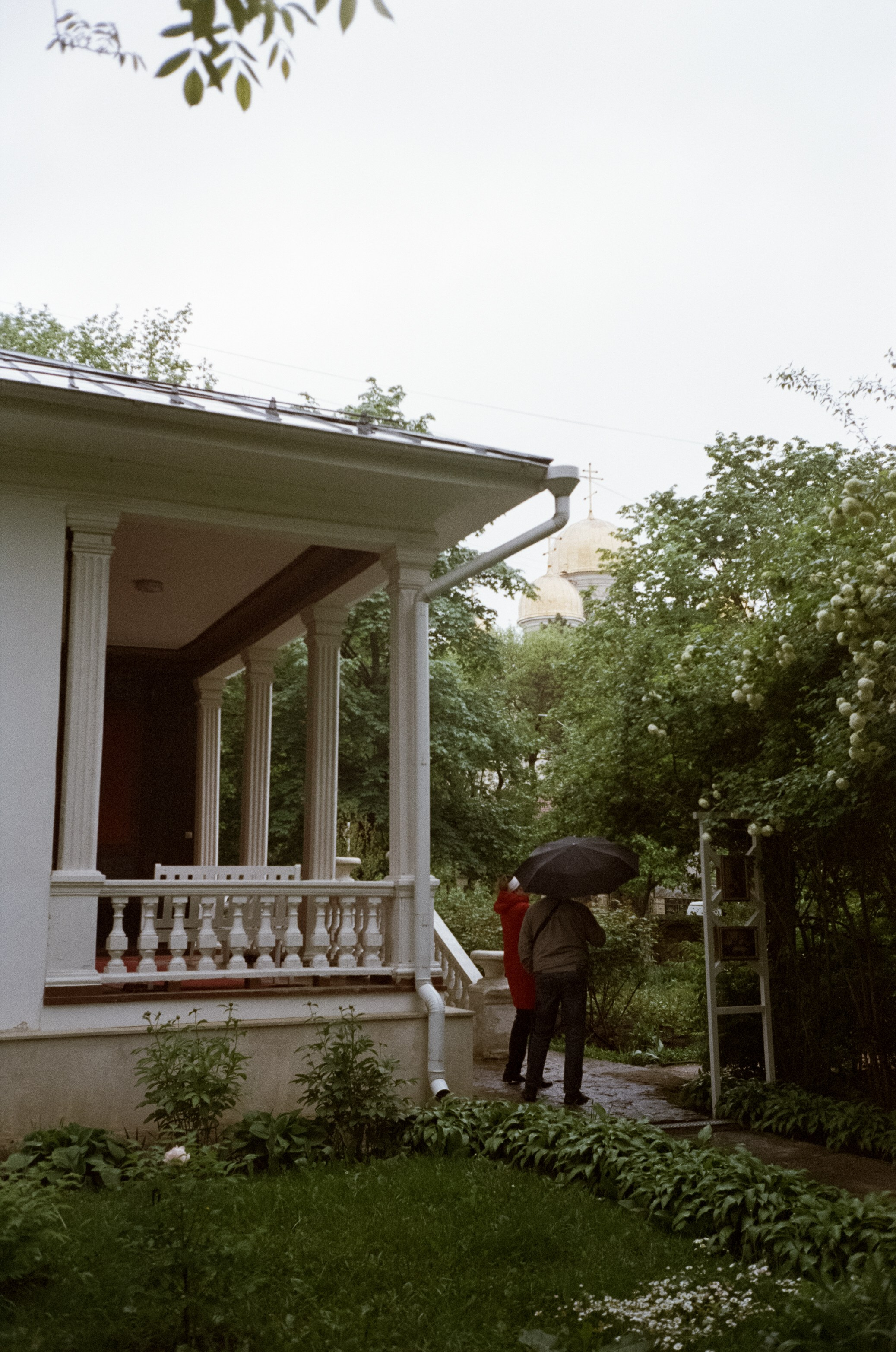 Музей-усадьба художника Николая Ярошенко в дождливый день. Фотограф-документалист Мария Осокина