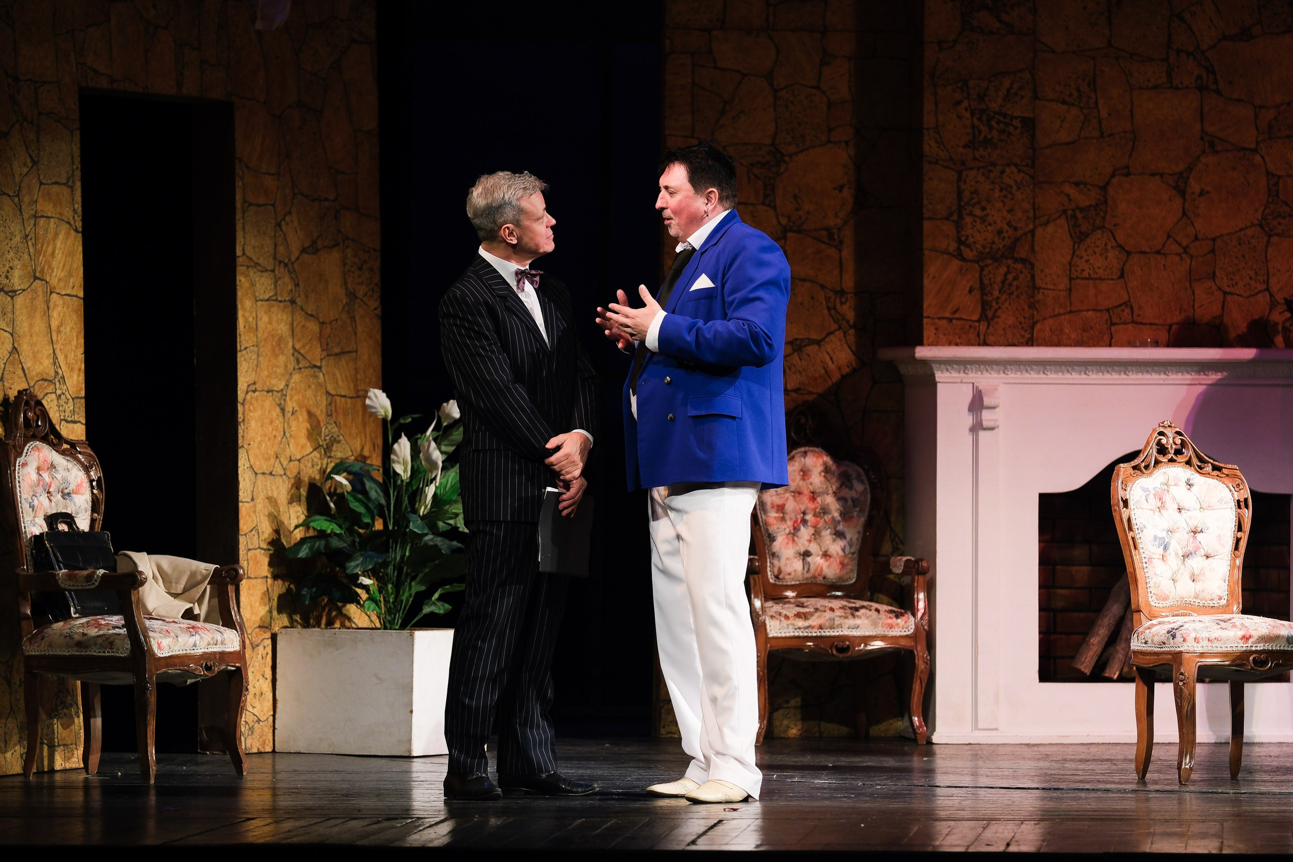 Ужин с дураком. Фотограф Анатолий Деникин