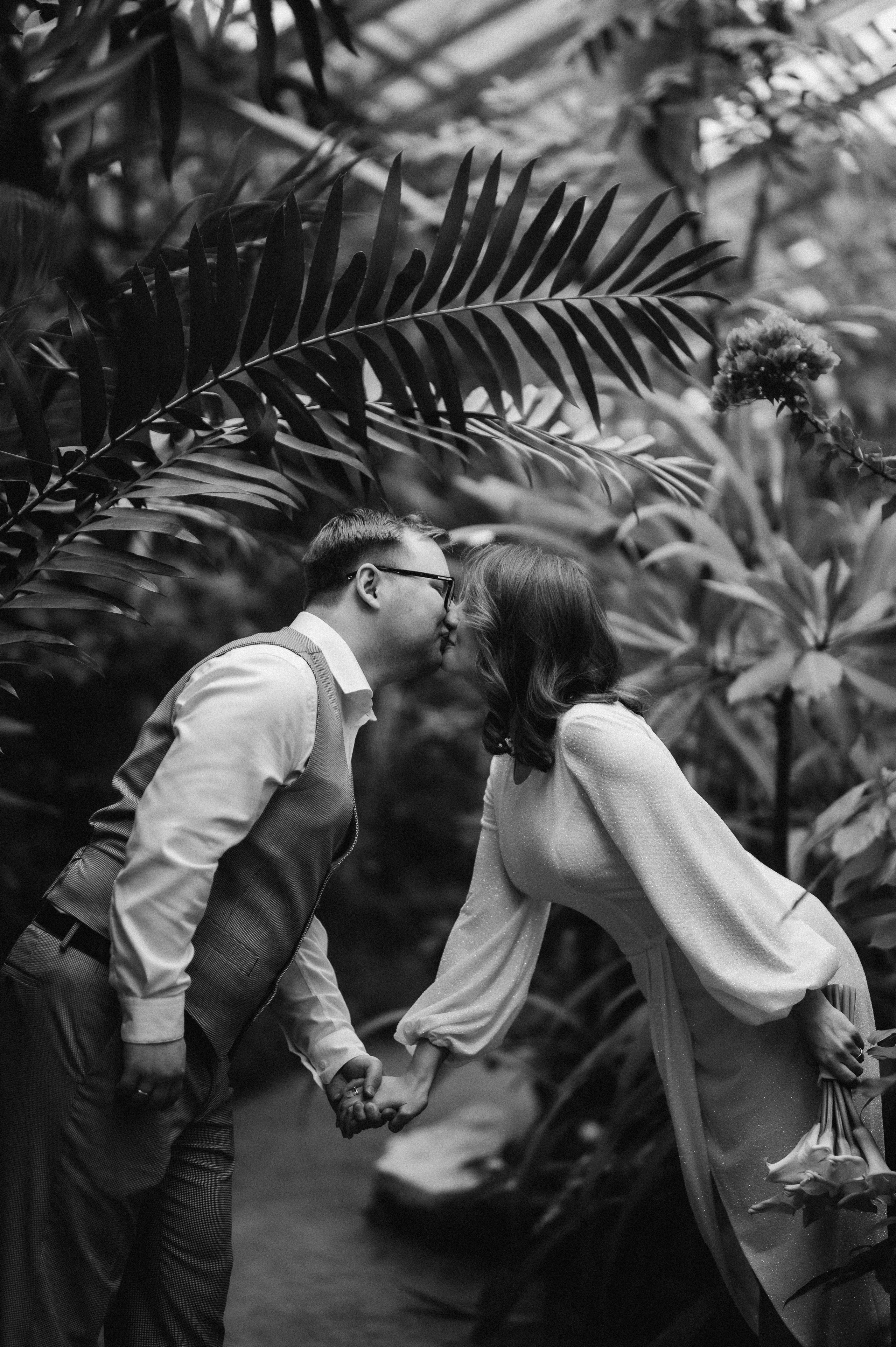 Загс+Оранжерея (камерная свадьба). Фотограф ПИТЕР СПБ Надежда Баранова