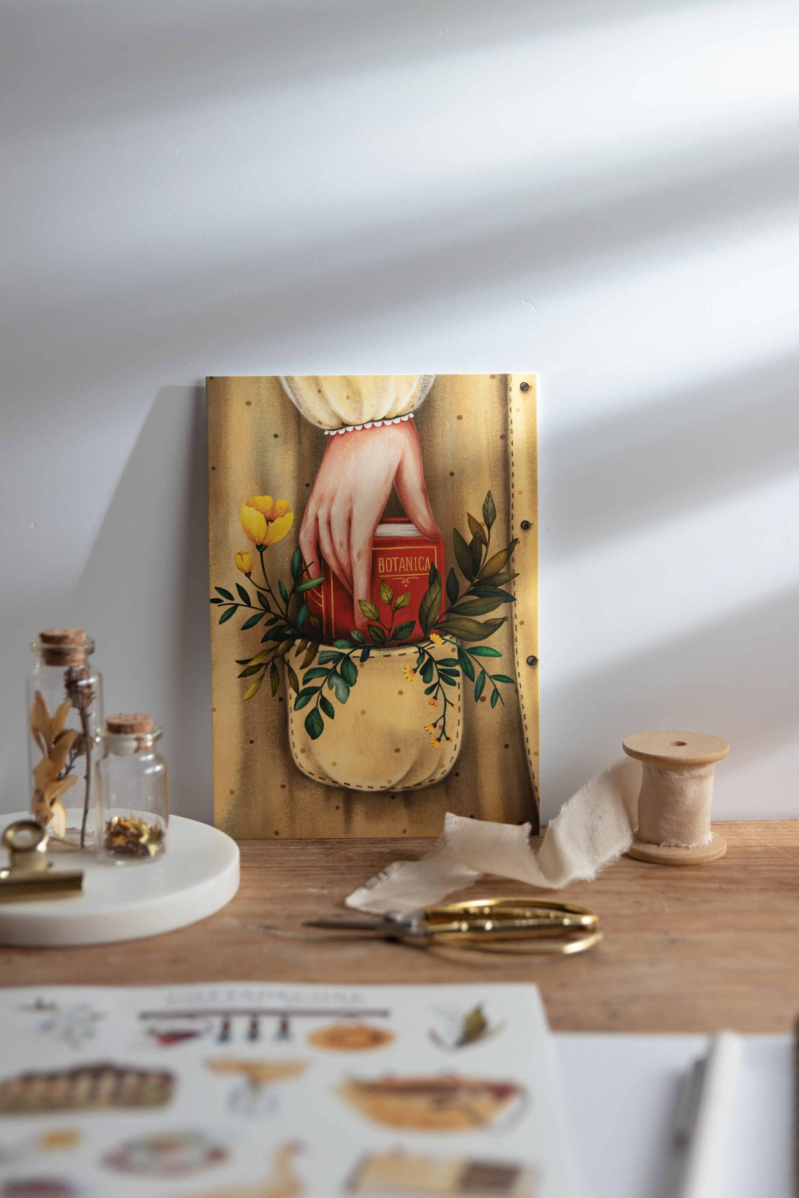 Открытки Moonpost. Предметный фотограф Северова Екатерина | Профессиональная предметная съёмка фото и видео в Санкт-Петербурге