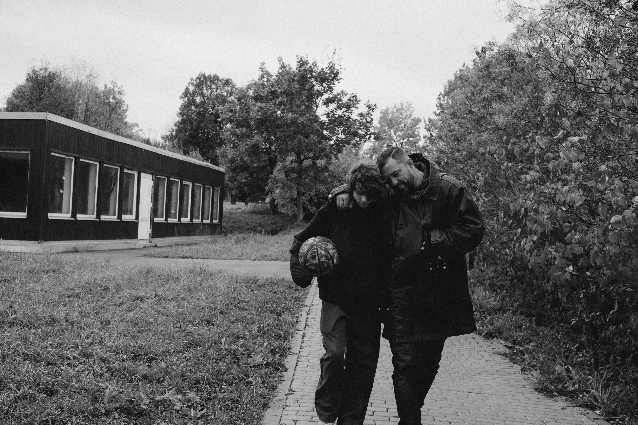 Даша с семьей (прогулка в парке). Фотограф Москва / Зеленоград — Наталья Петухова