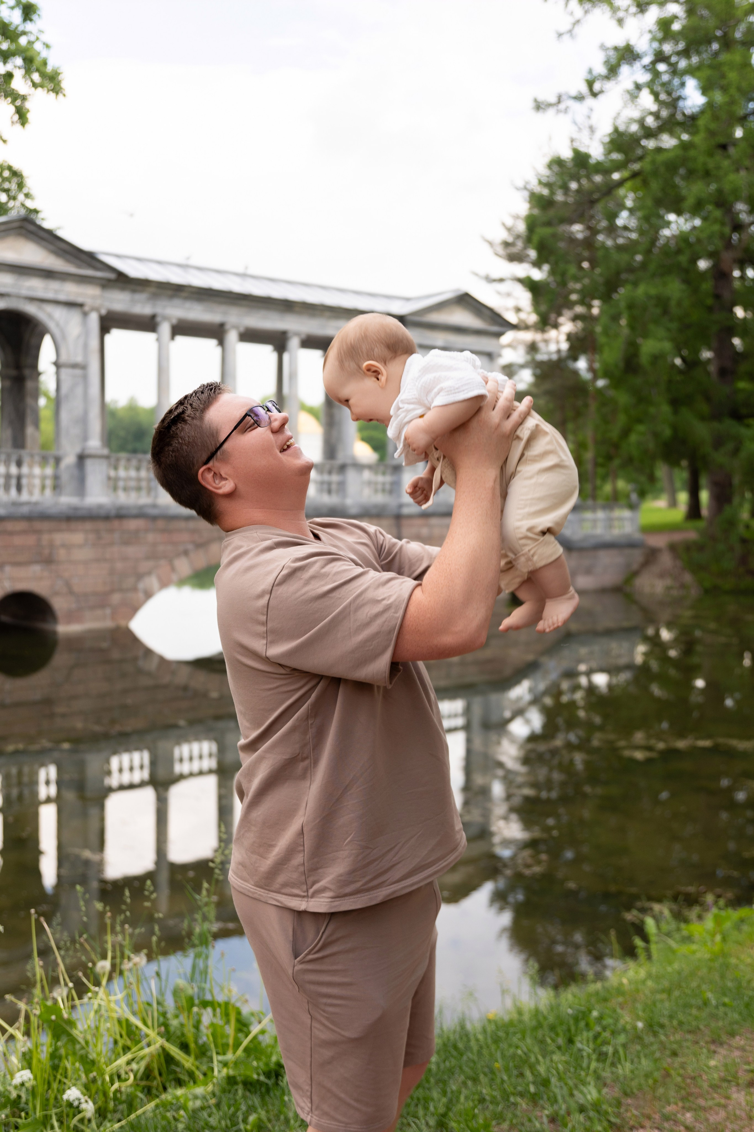 Семейная фотопрогулка в Пушкине. Семейный и свадебный фотограф в Санкт-Петербурге Татьяна Швыкова