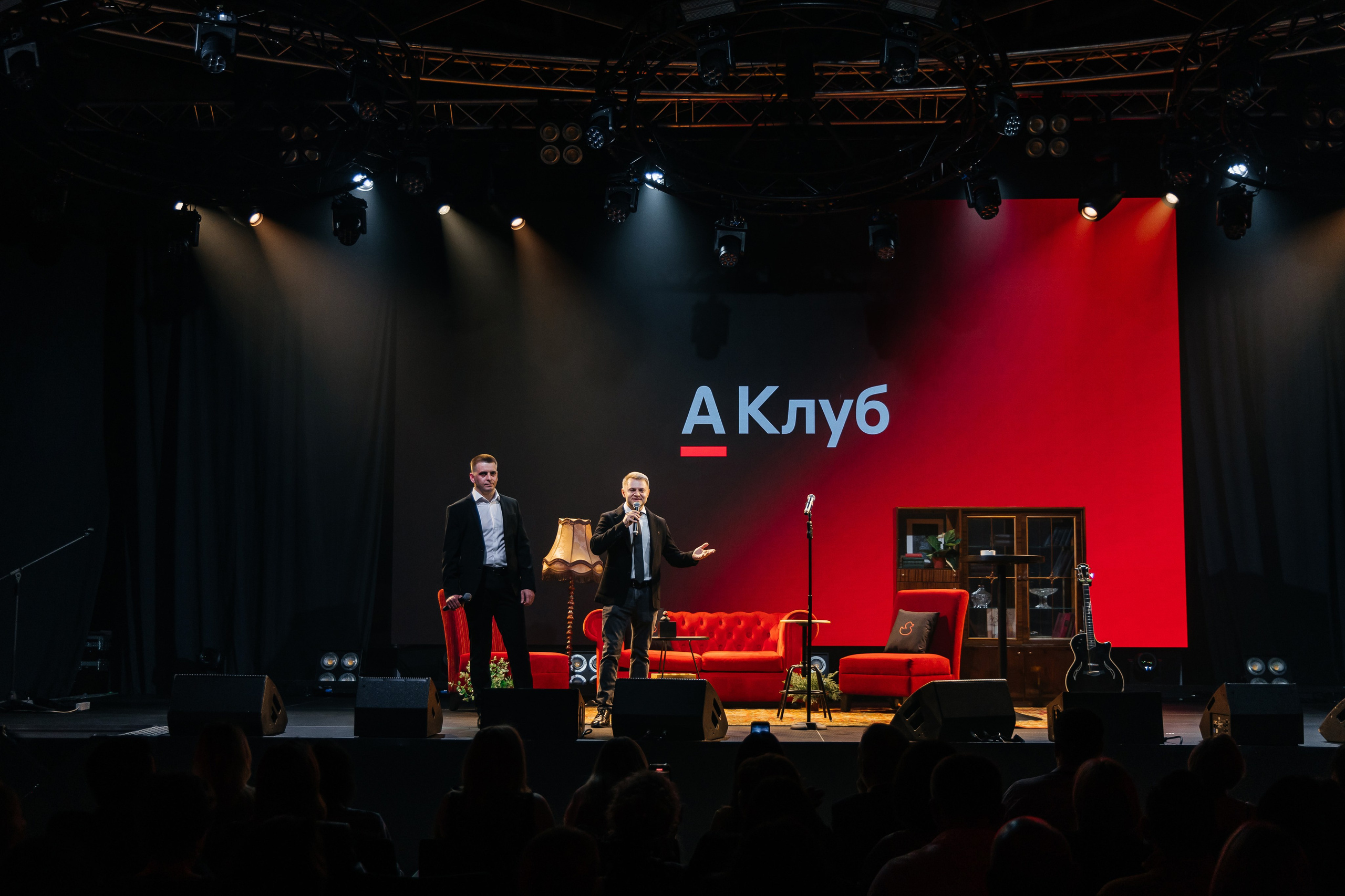 ТВОРЧЕСКИЙ ВЕЧЕР С ИГОРЕМ ВЕРНИКОМ В АЛЬФА-КЛУБЕ. Свадебный и репортажный фотограф в Ростове-на-Дону Павел Кислов