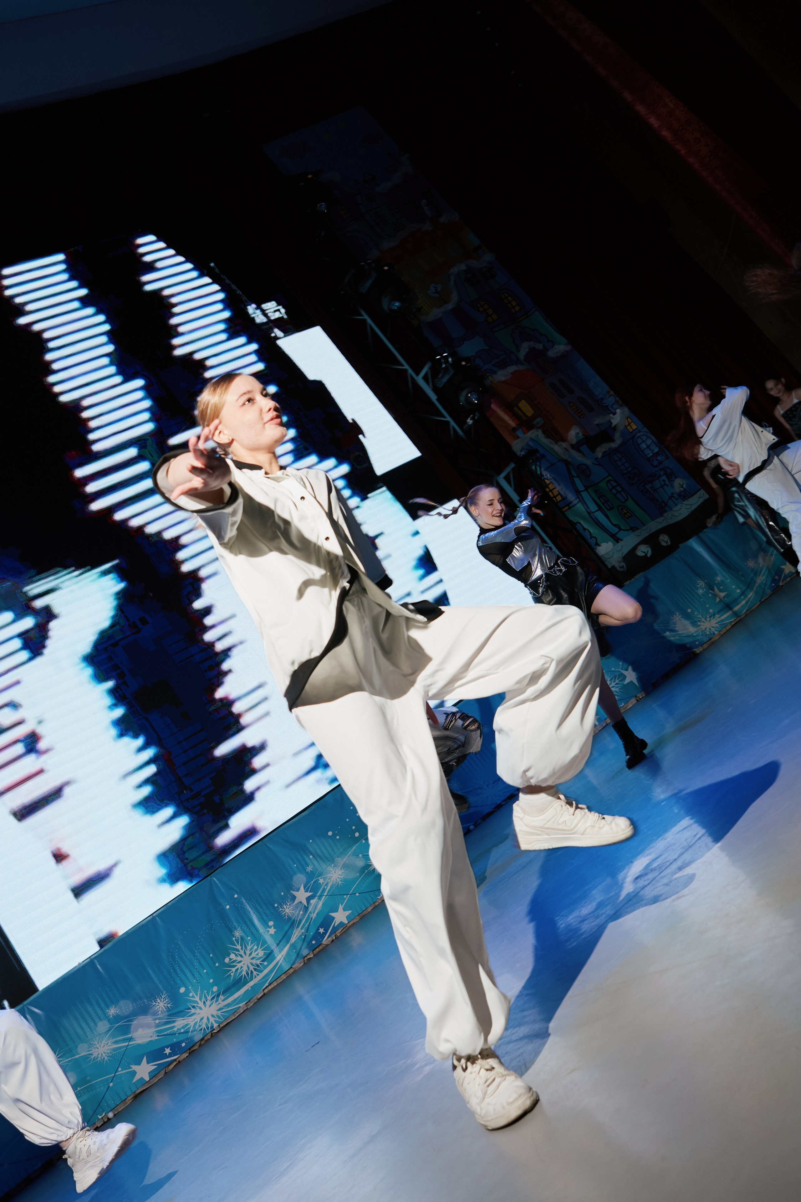 WAY ON Отчетный концерт. Фотограф и видеограф в Кургане Леонид Корнильев