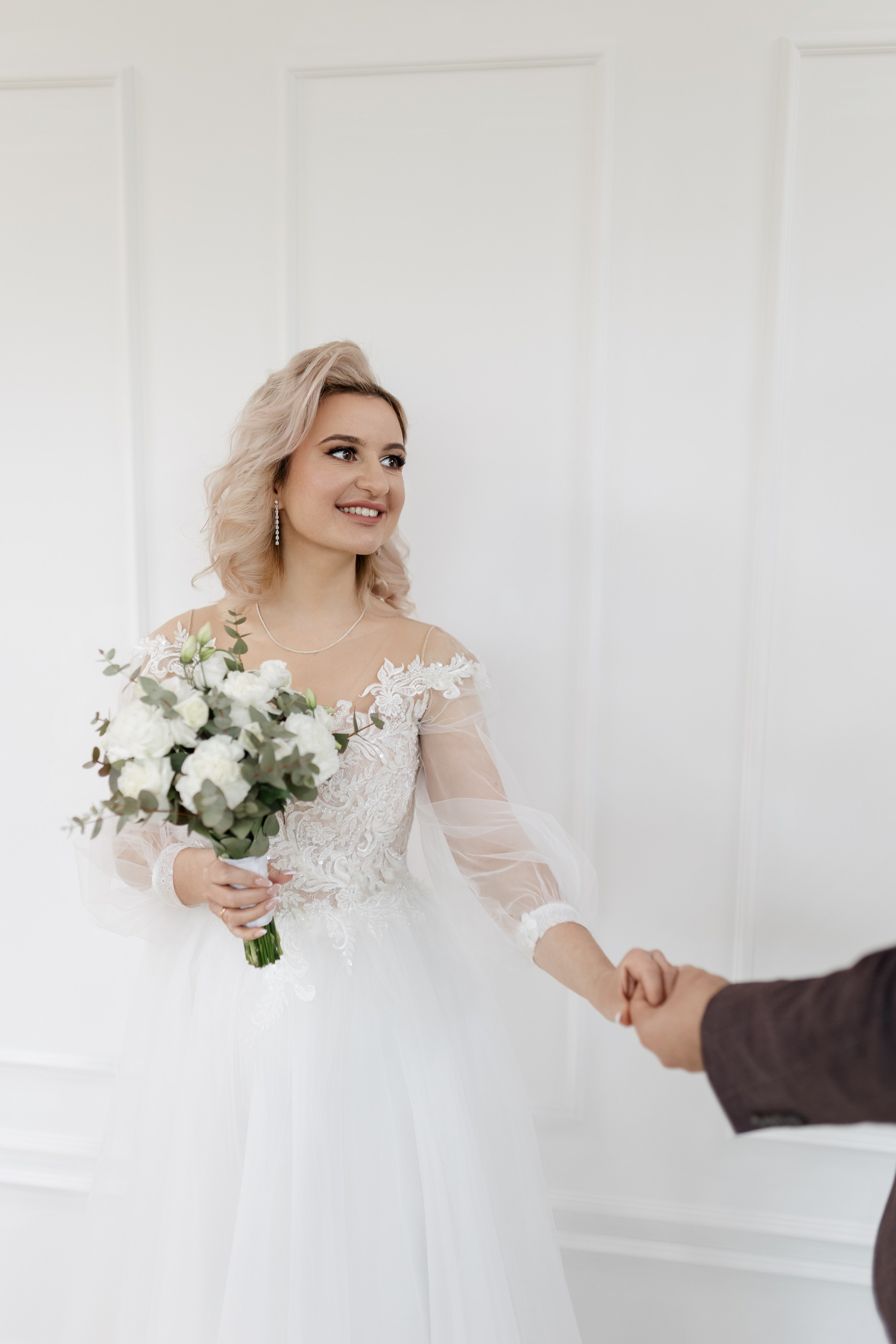 Максим и Юля. Дом офицеров. Свадебный фотограф в Хабаровске