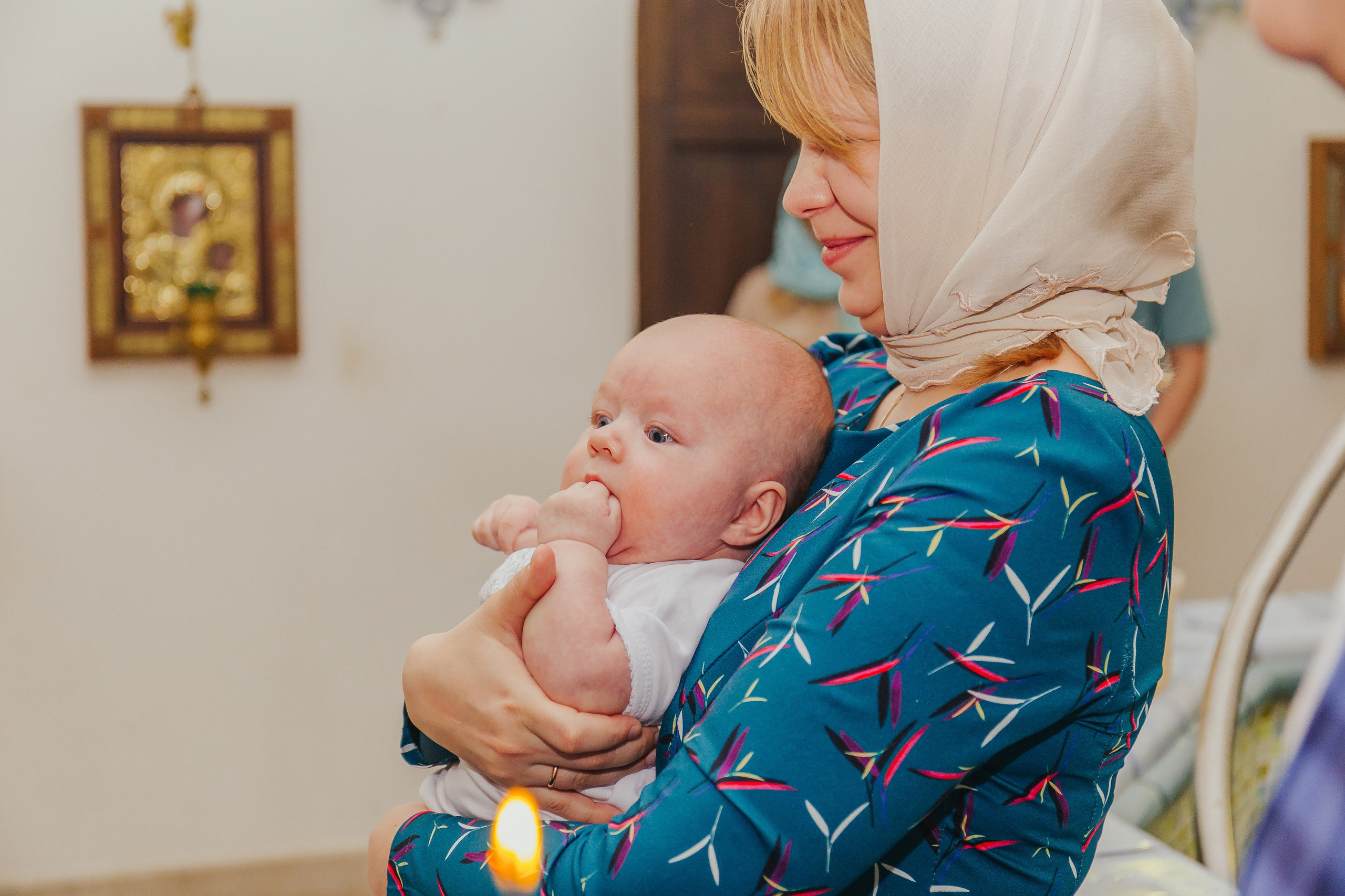 Крещение Михаила. Церковь Явления Пресвятой Богородицы. Фотограф новорожденных и детский в Сергиевом Посаде Кругликова Юлия