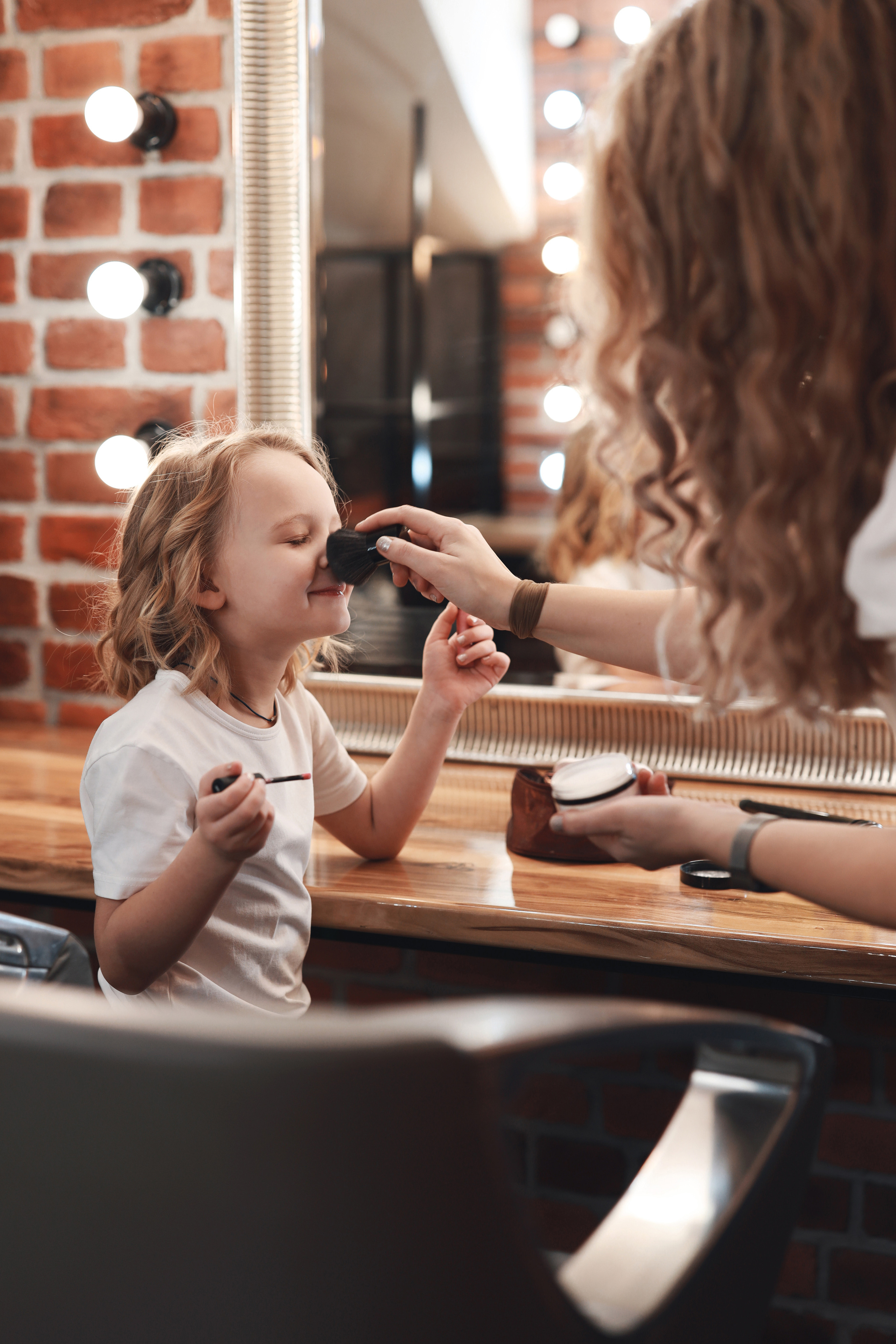 Семейная фотосессия в фотостудии Санкт-Петербург. Фотограф Санкт-Петербург Конюхова Мария