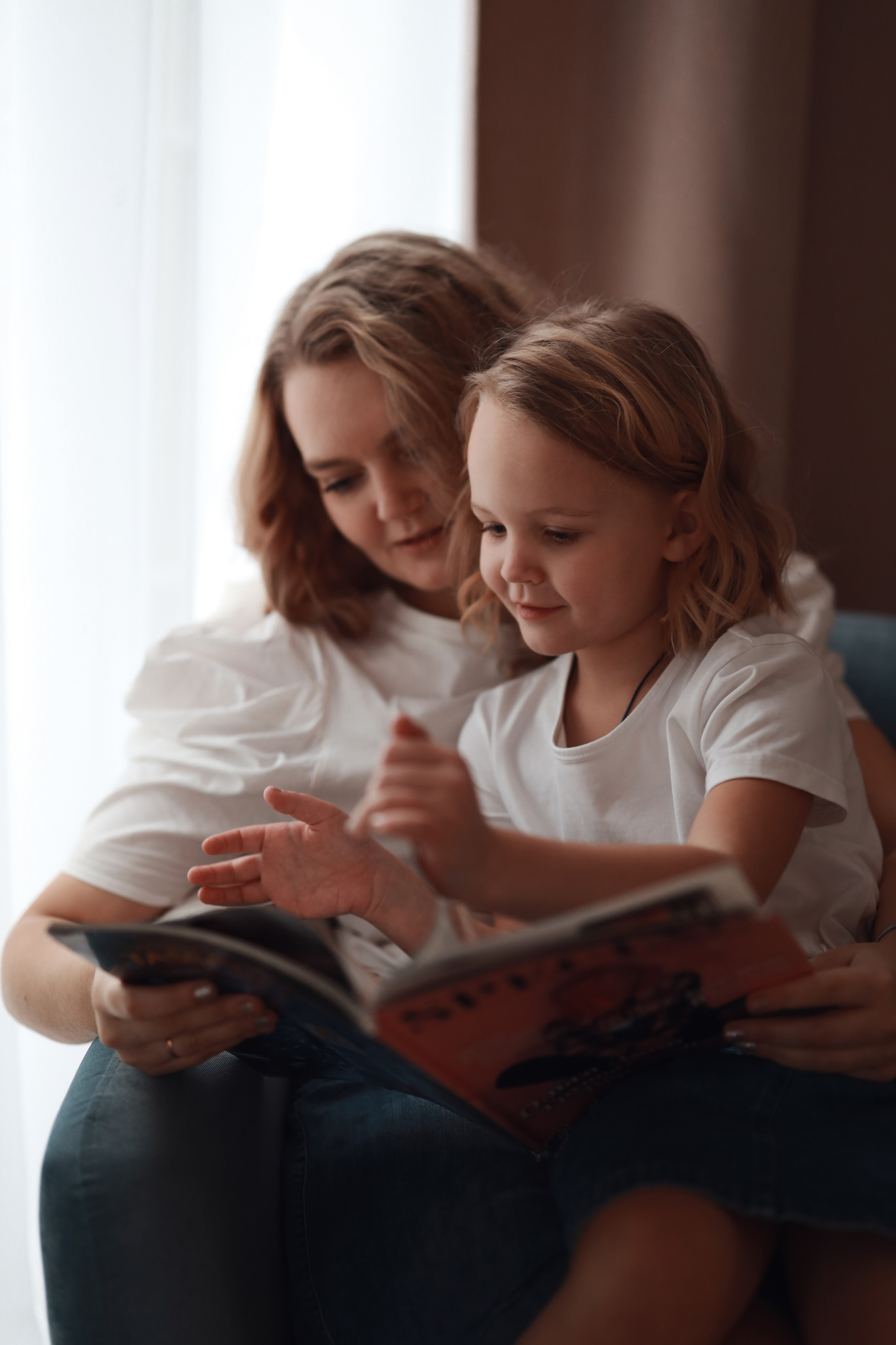 Семейная фотосессия в фотостудии Санкт-Петербург. Фотограф Санкт-Петербург Конюхова Мария