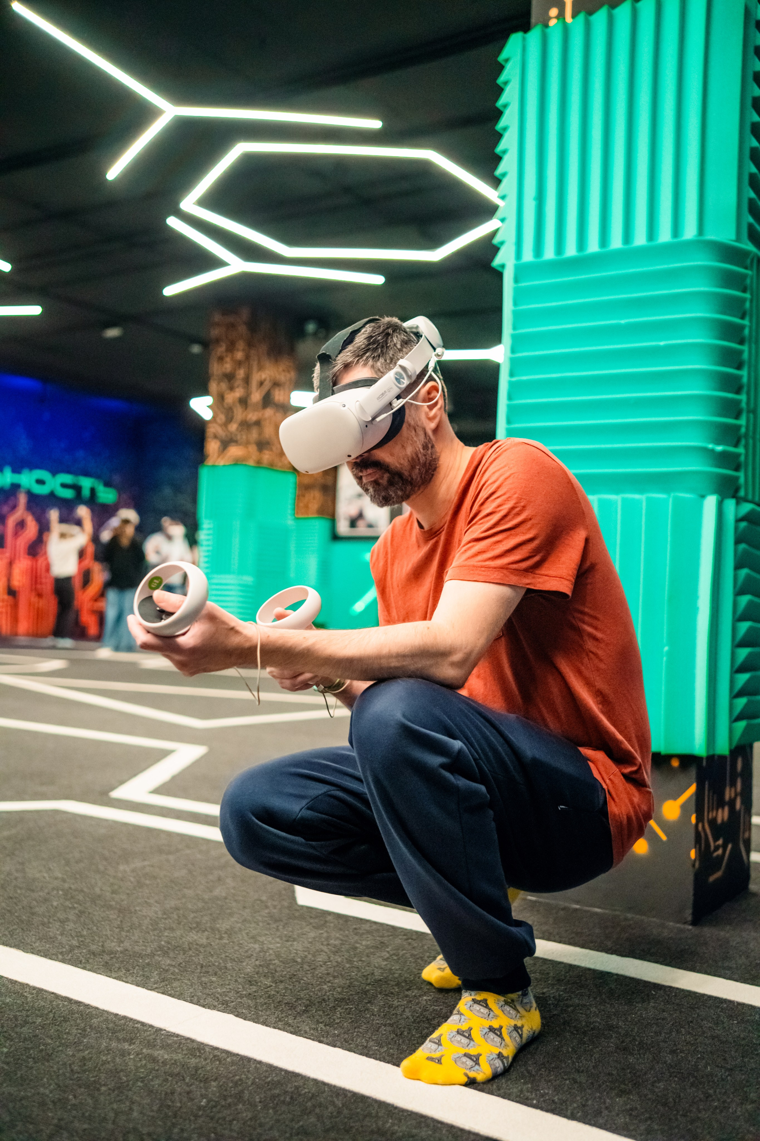 VR (November-December 2024). Felixtones