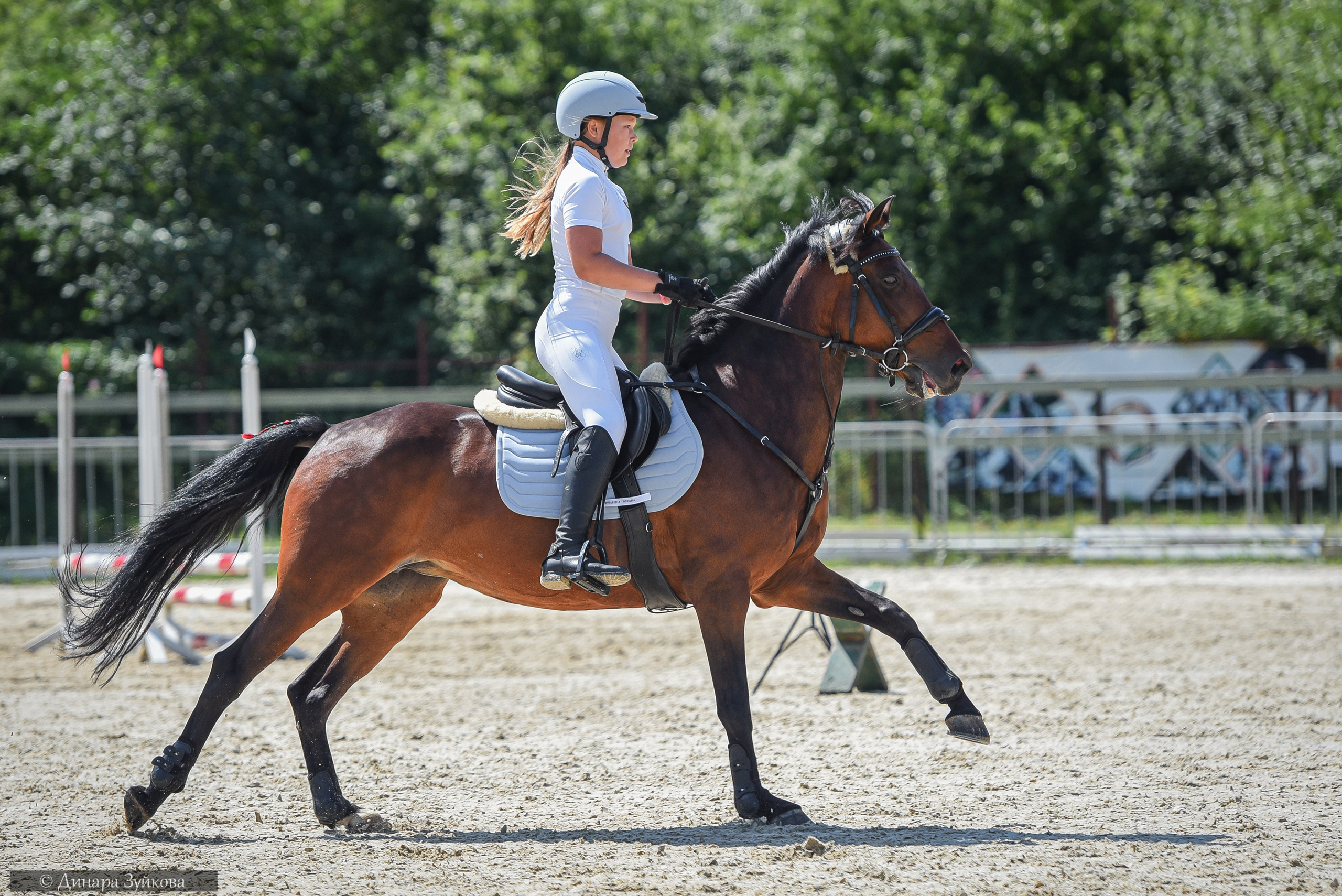 Конкур КЭК Ассамблея. Мотофотограф в Нижнем Новгороде Динара Зуйкова