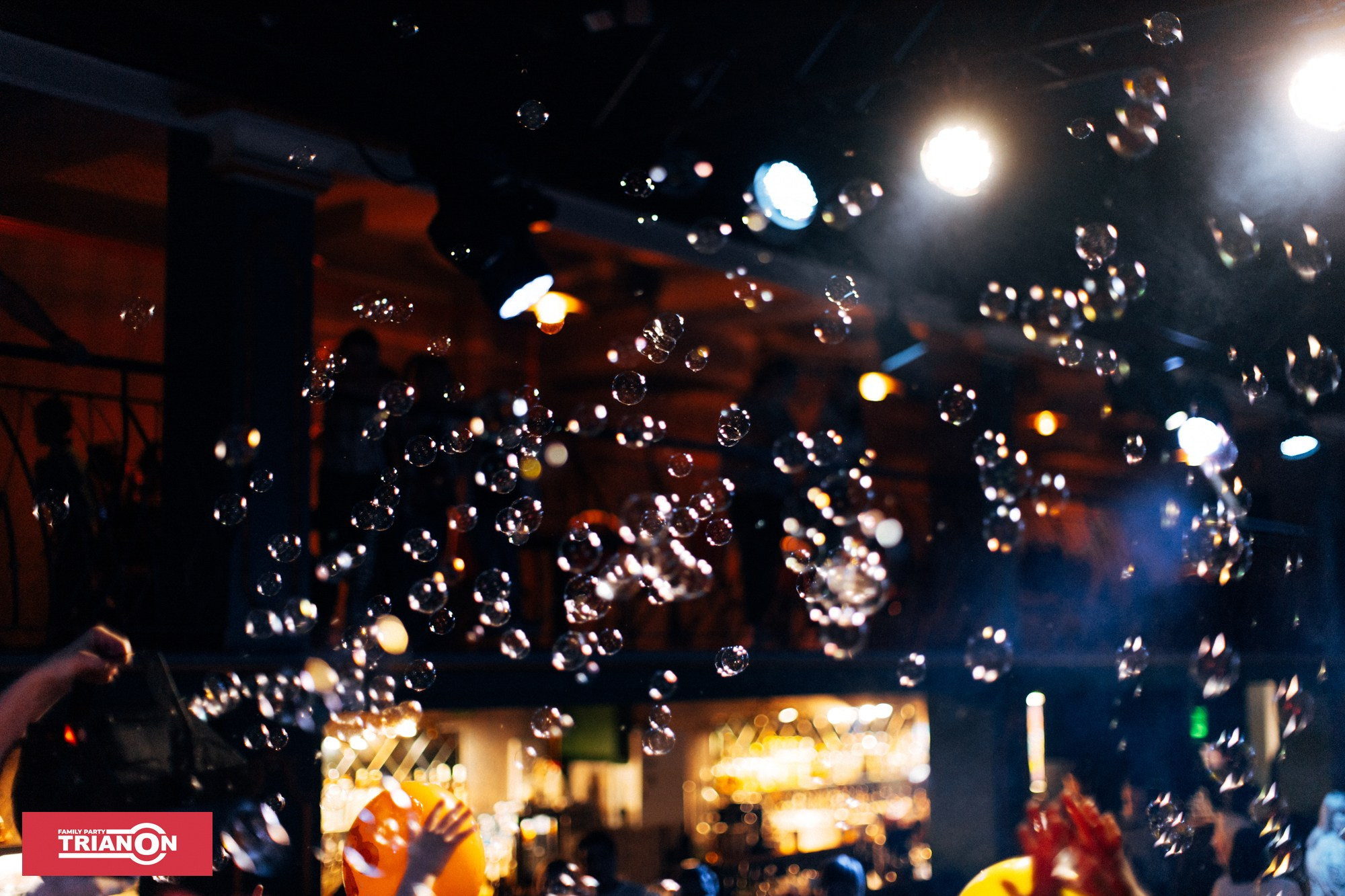 Семейная дискотека TRIANON. Фотограф Владимир Молоканов