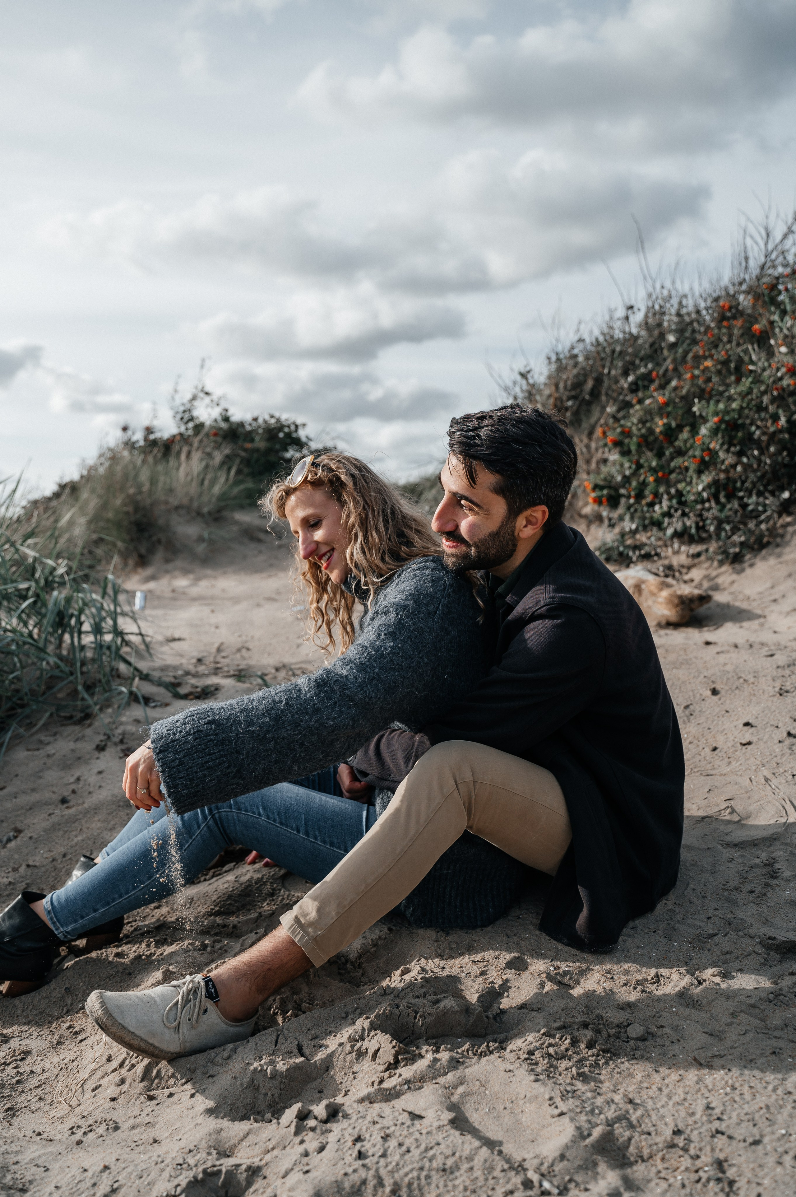 Parfotografering på Skrea strand | Fotograf i Falkenberg. Bröllops- och familjefotograf i Halmstad | Valentina