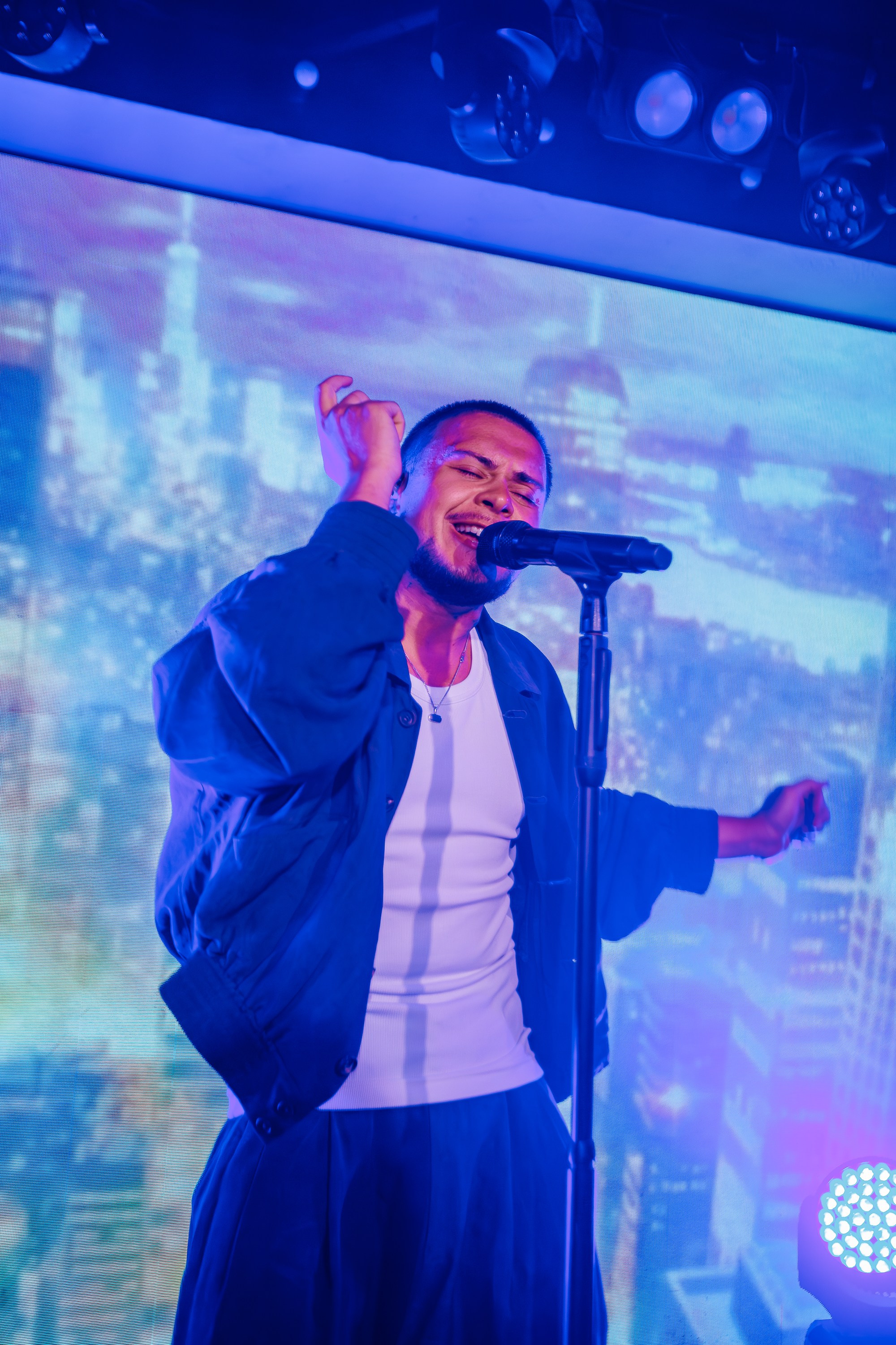 «LYRIQ"_Чайка на пляже_Ялта_15.08.2025 г. Аминов Руслан | Фотограф