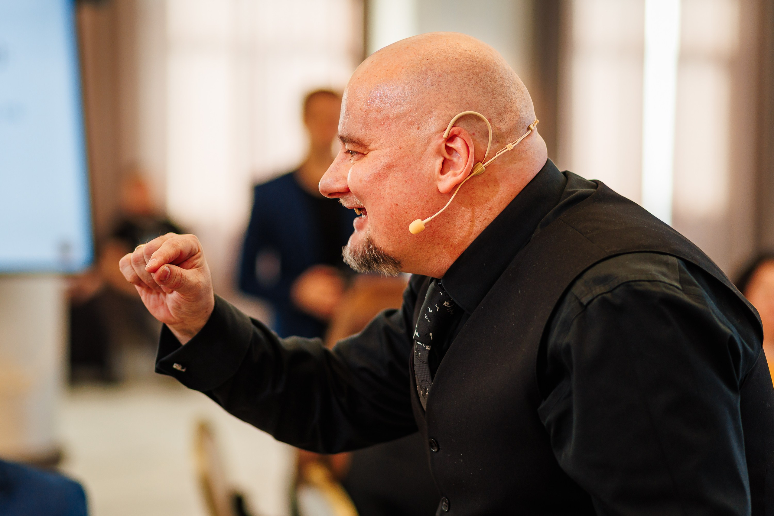 «Огарок» — или как бороться с эмоциональным выгоранием, тренинг-интенсив от профессора Сергеева М.Ю._Marhal_Сиферополь_13.02.2025. Аминов Руслан | Фотограф