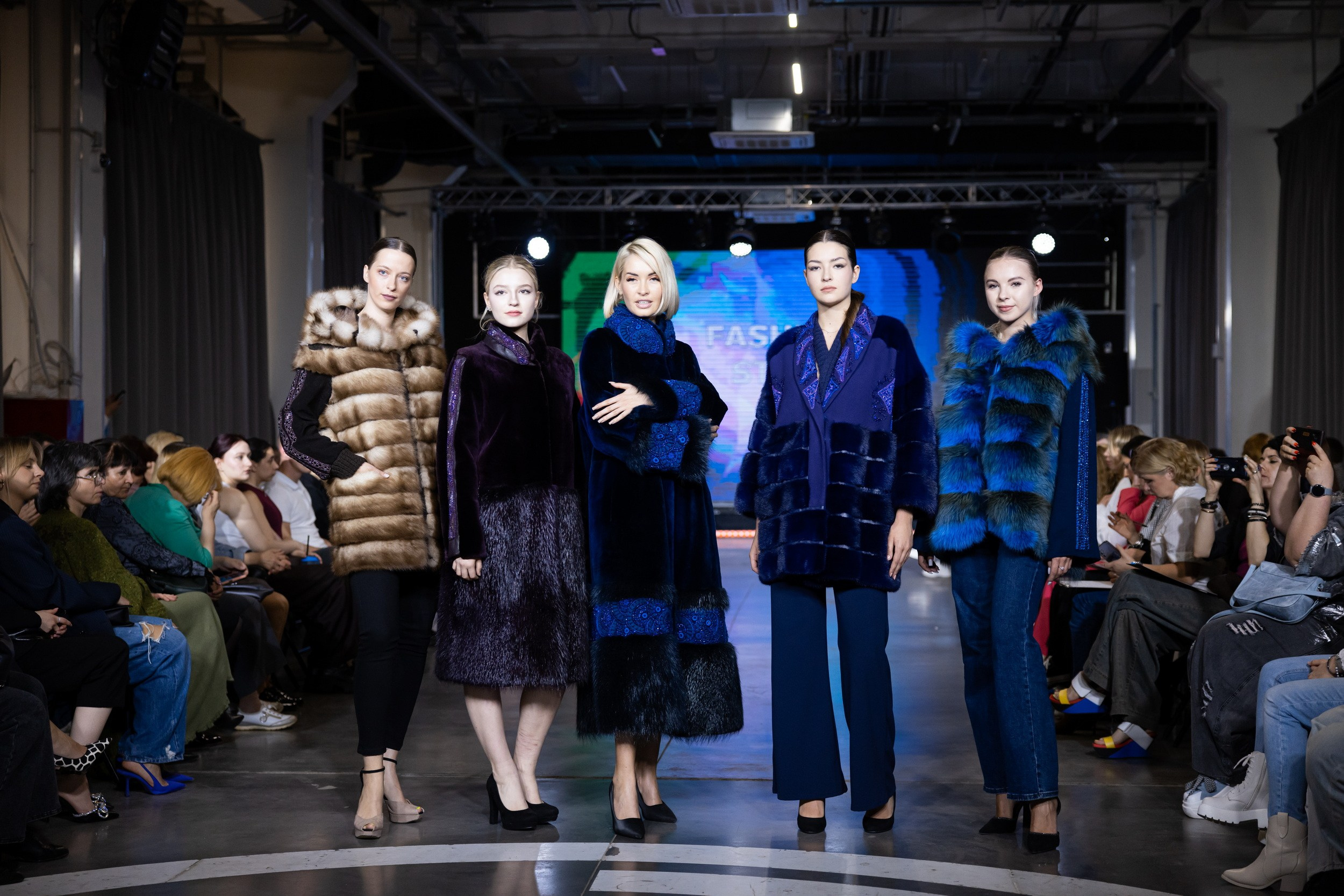 Фестиваль моды и красоты Fashion Style (17 мая 2025). Репортажный фотограф Алексей Пирязев