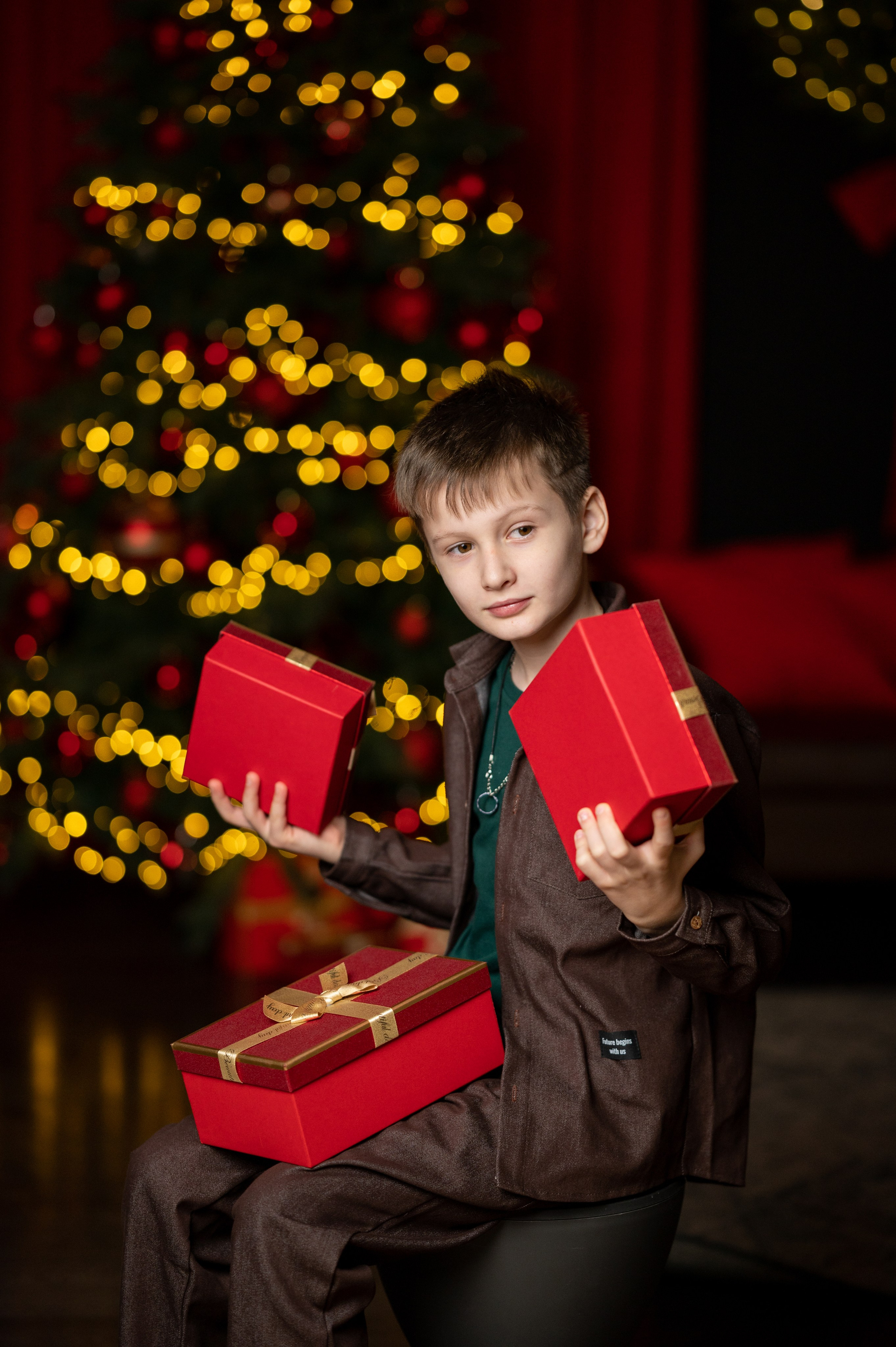 Новогодняя фотосессия зал Арт. Портретный, семейный, свадебный фотограф. Бизнес, контент съёмка. Тула