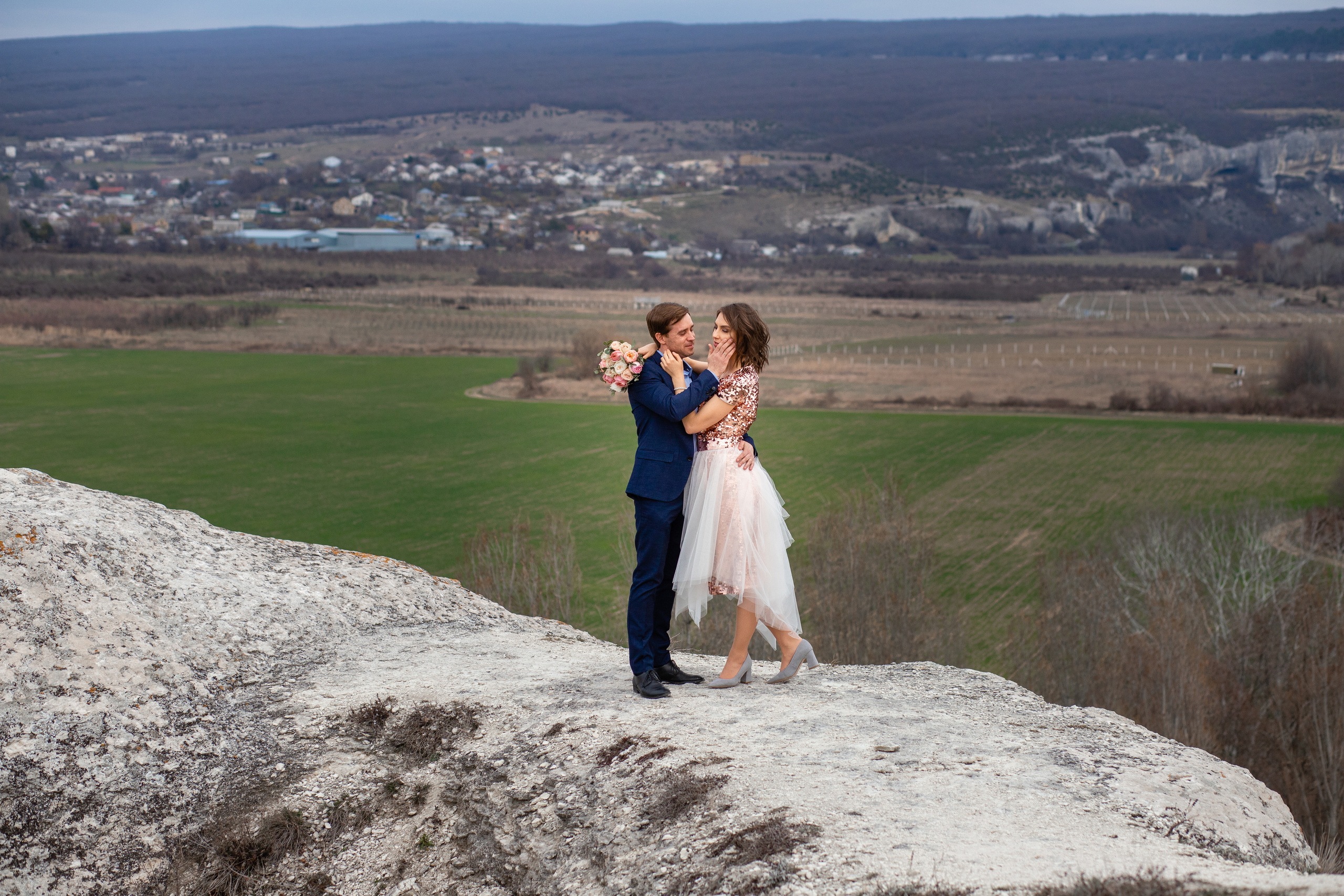 Кирилл и Александра. Свадьба для двоих в Крыму. Свадебный фотограф в Крыму и Севастополе Ольга Баскакова