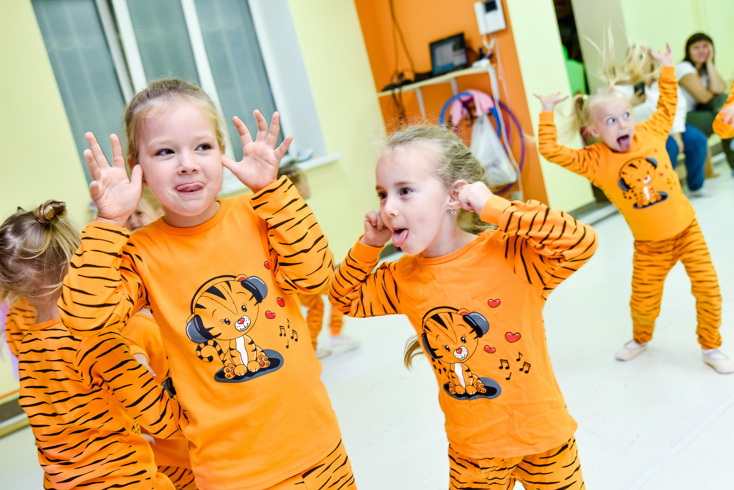 Праздник в Эклипс «Цирк»