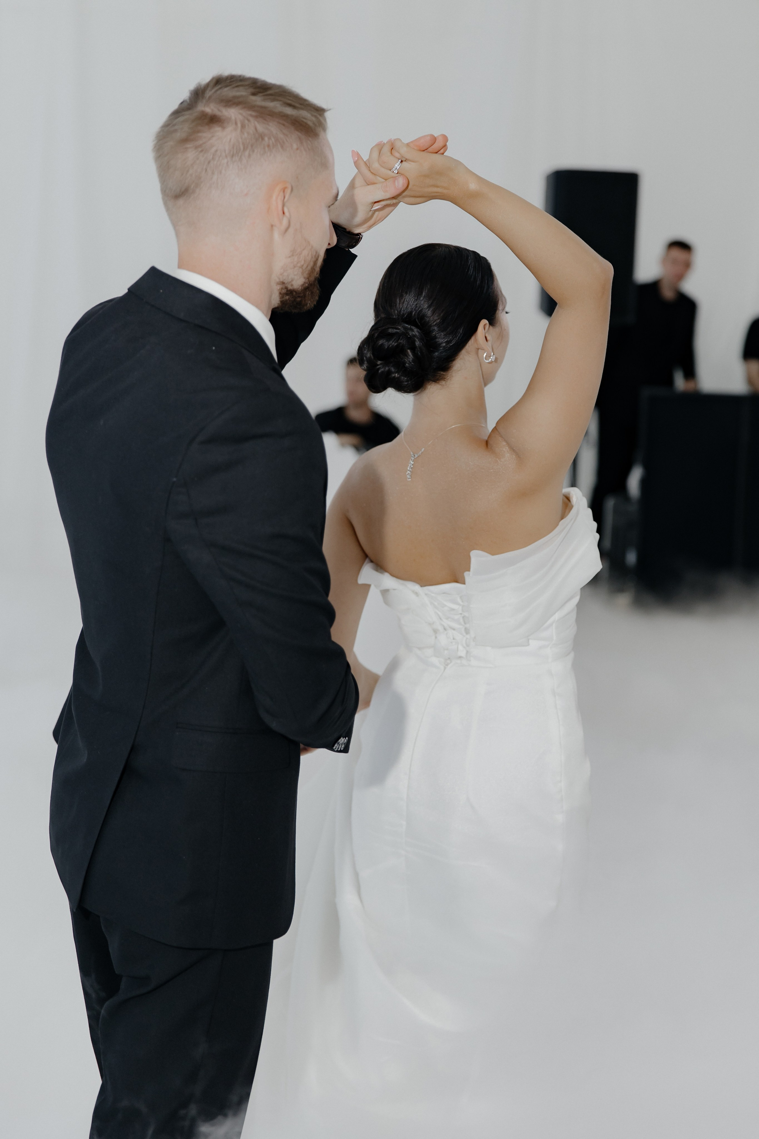 31.08.2024. RETOUCH-HOUSE