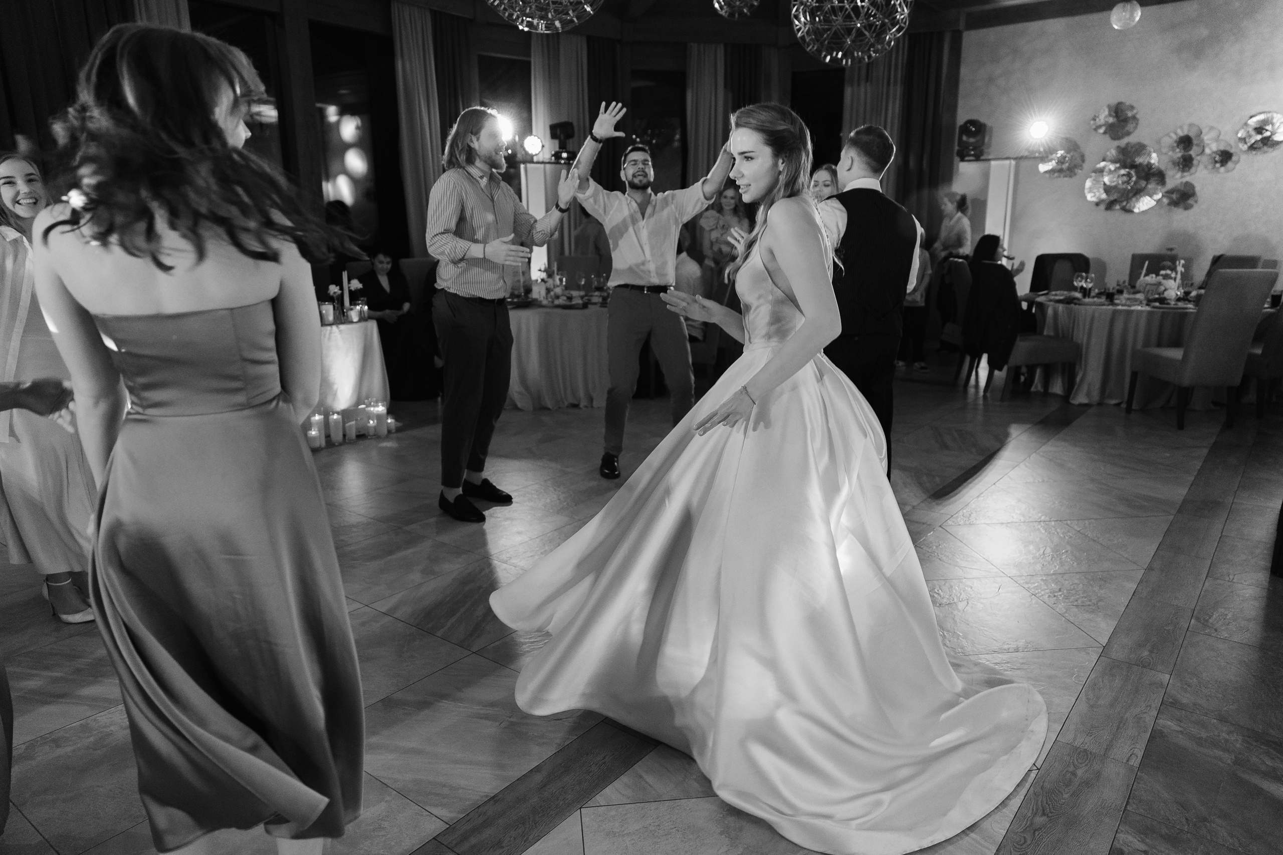 10.08.2024. RETOUCH-HOUSE