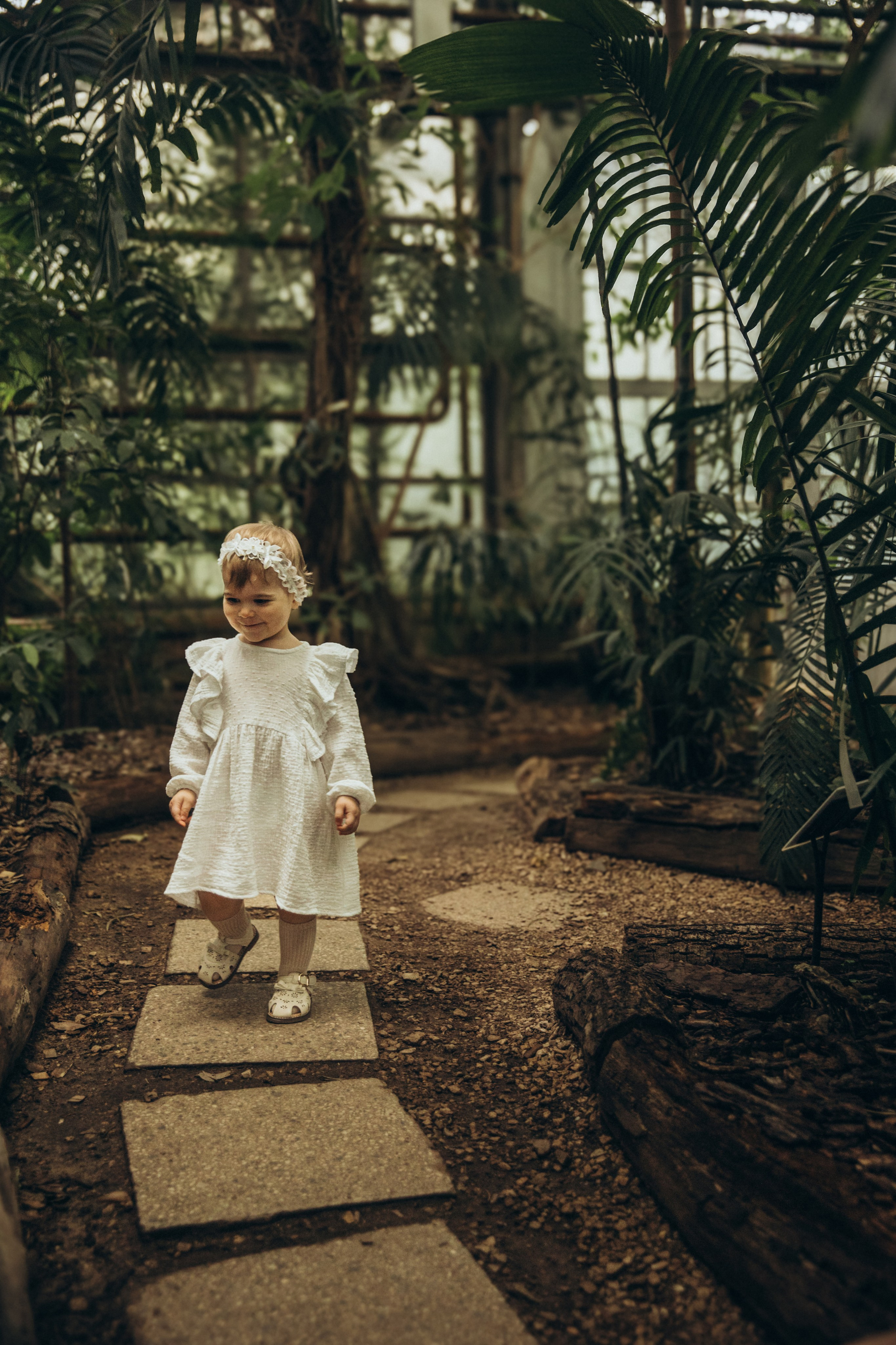 Мама и дочь оранжерея. Свадебный и семейный фотограф Москва и Московская область