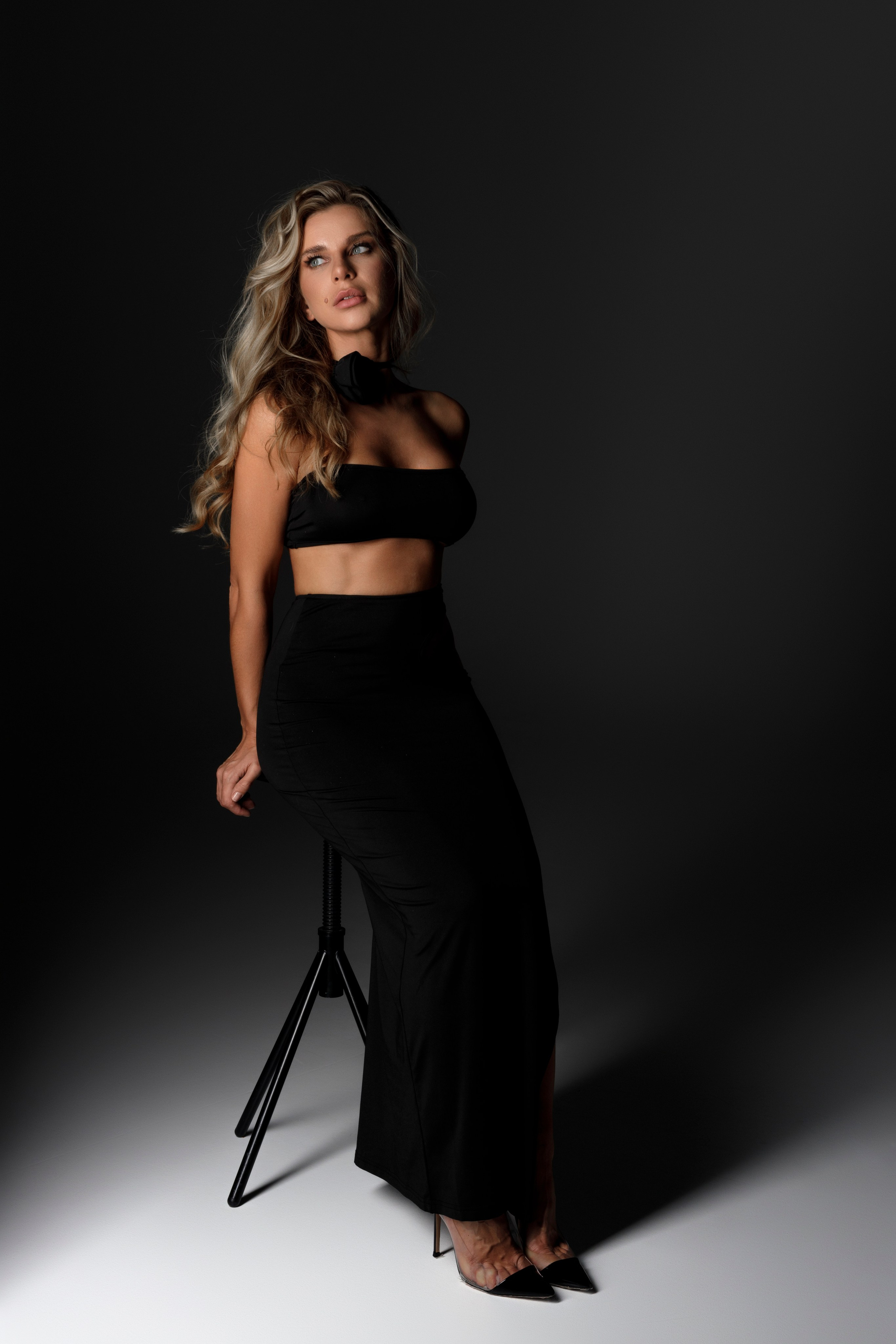 Яна. Главная