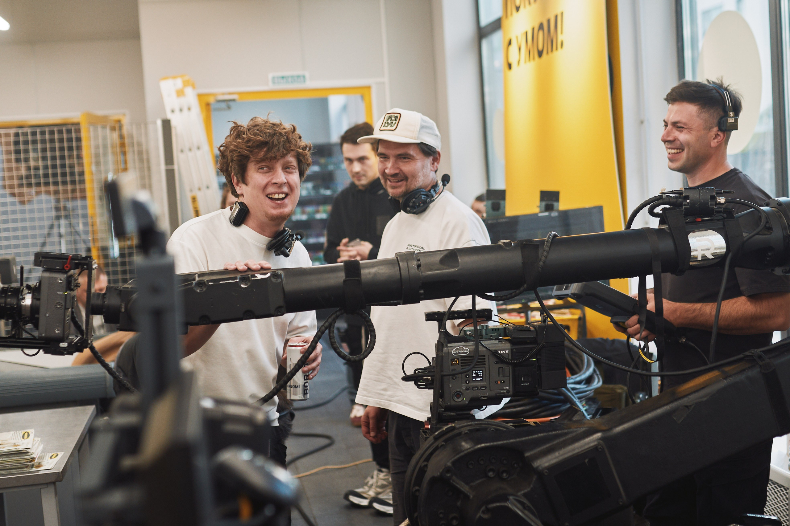 Чижик. Евгений Бреча. Коммерческий и бэкстейдж фотограф в Москве