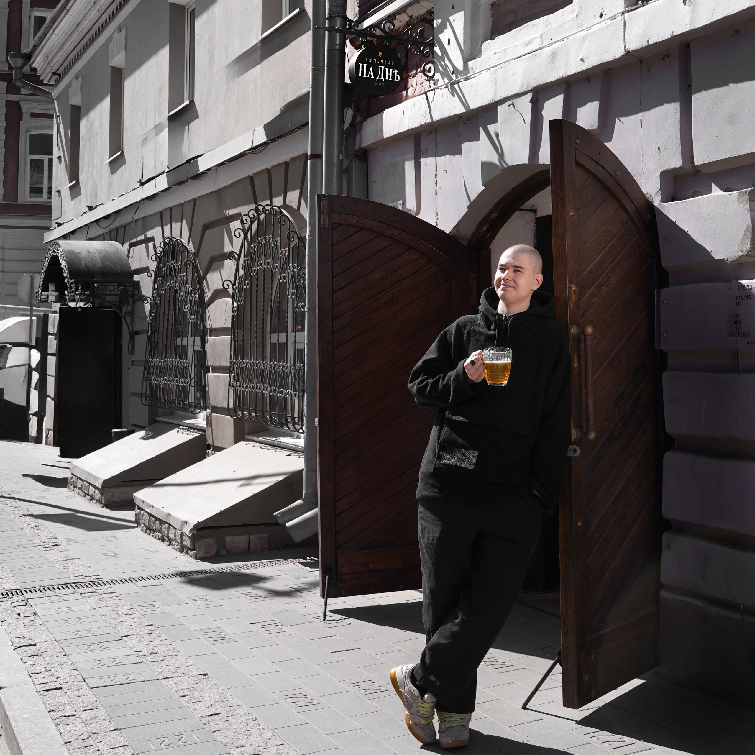 «На Дне» рюмочная. Фотограф Надежда Жемкова. Фотосъёмка, ретушь, фотомонтаж для вас и вашего бизнеса