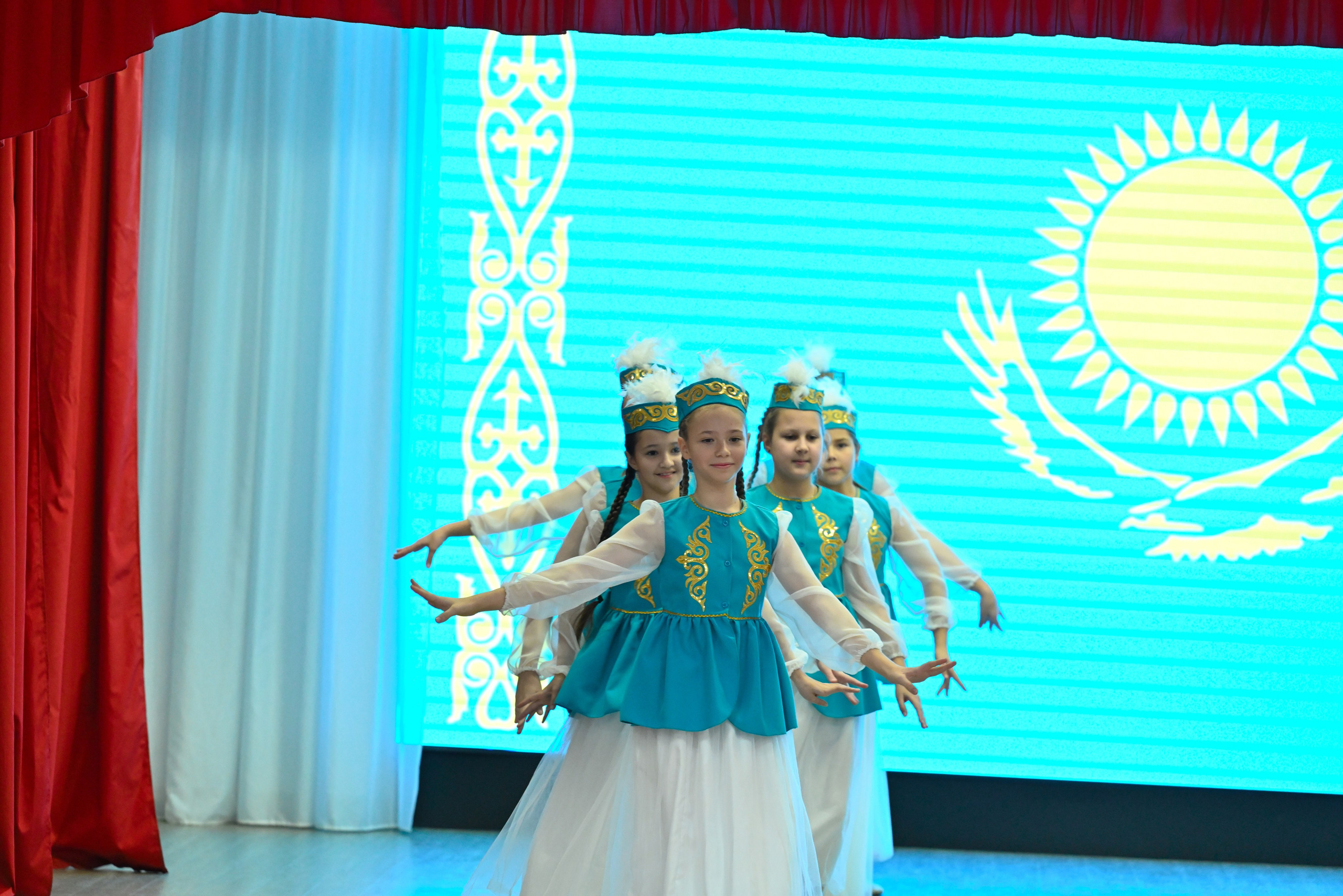 2025-11-21 День семьи 127. Снежинск фото Андрианов