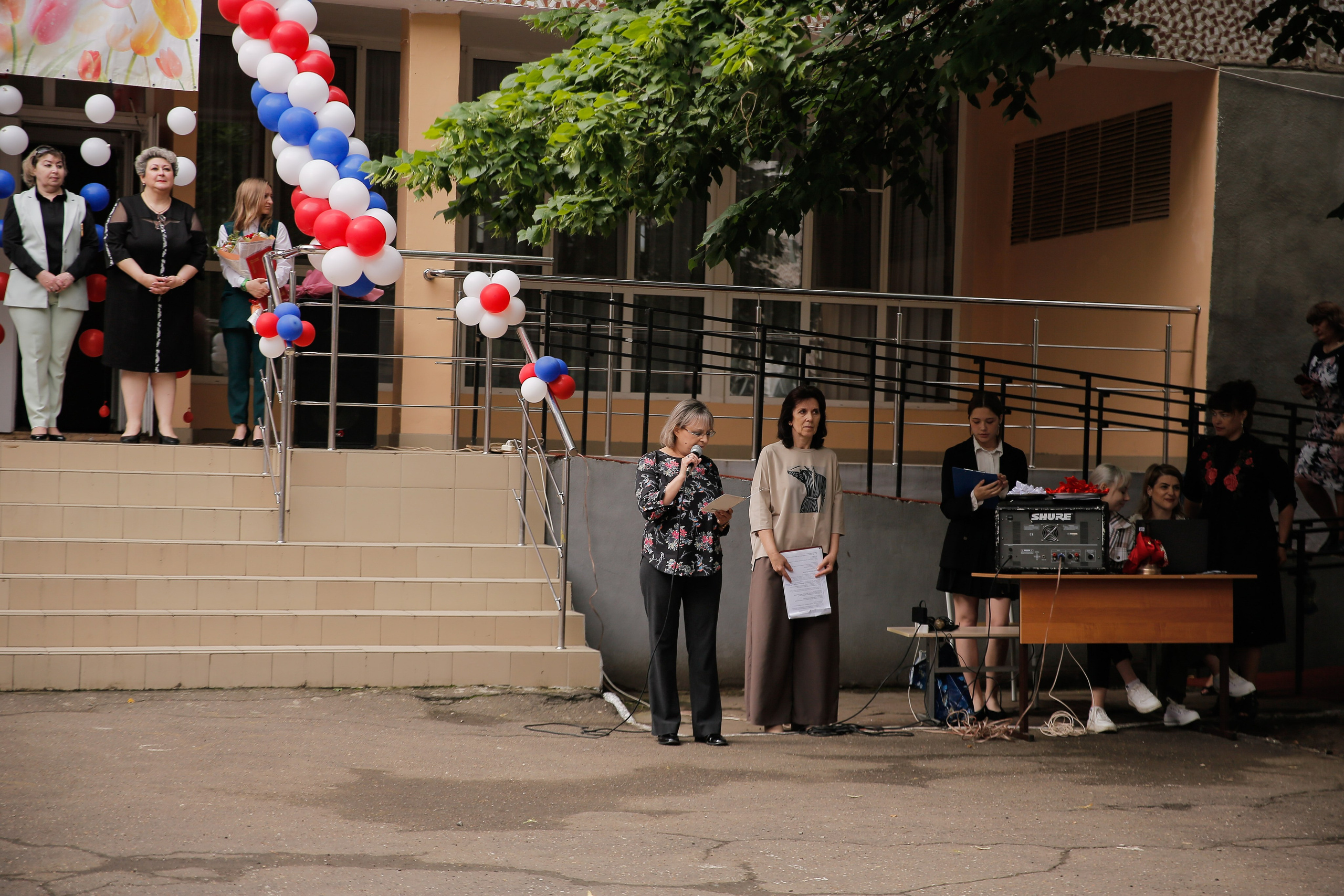 Последний звонок 11 класс. Классные выпускные альбомы Классфото Краснодар