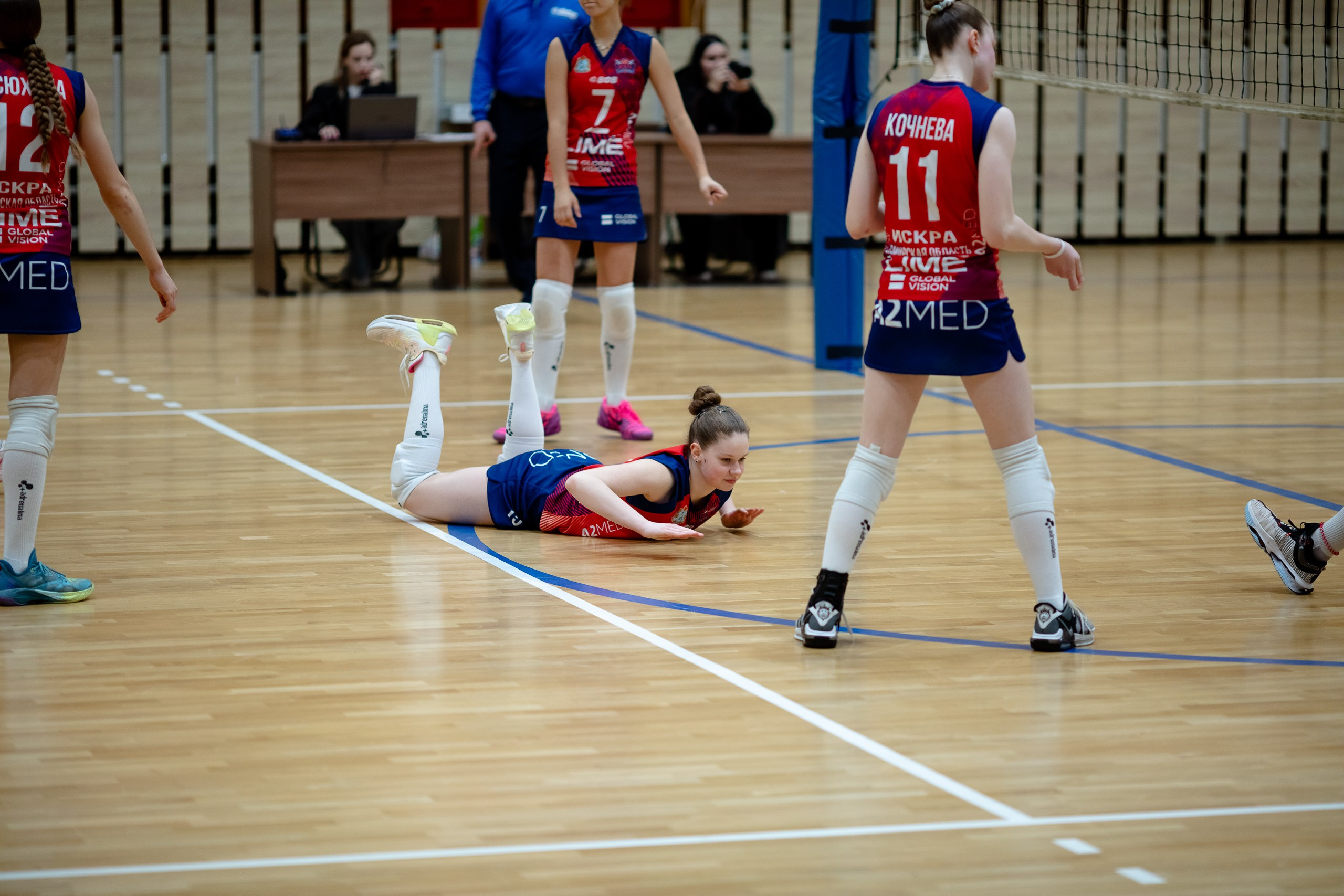 СШ11 — Искра / 2 игра. Фотография