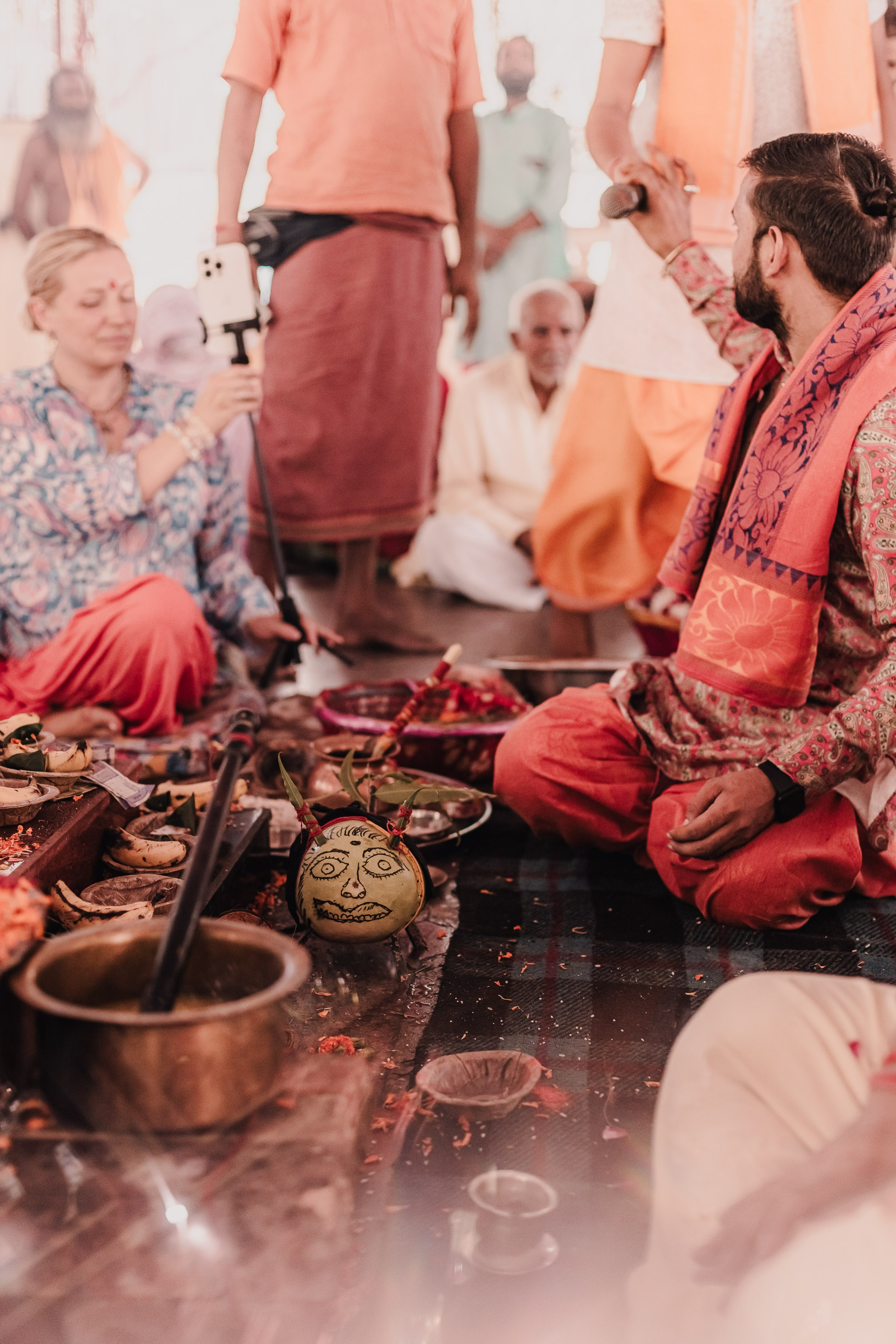 Navaratri yajna at Devraha Baba Ji ashram. Мариам Багдасарян