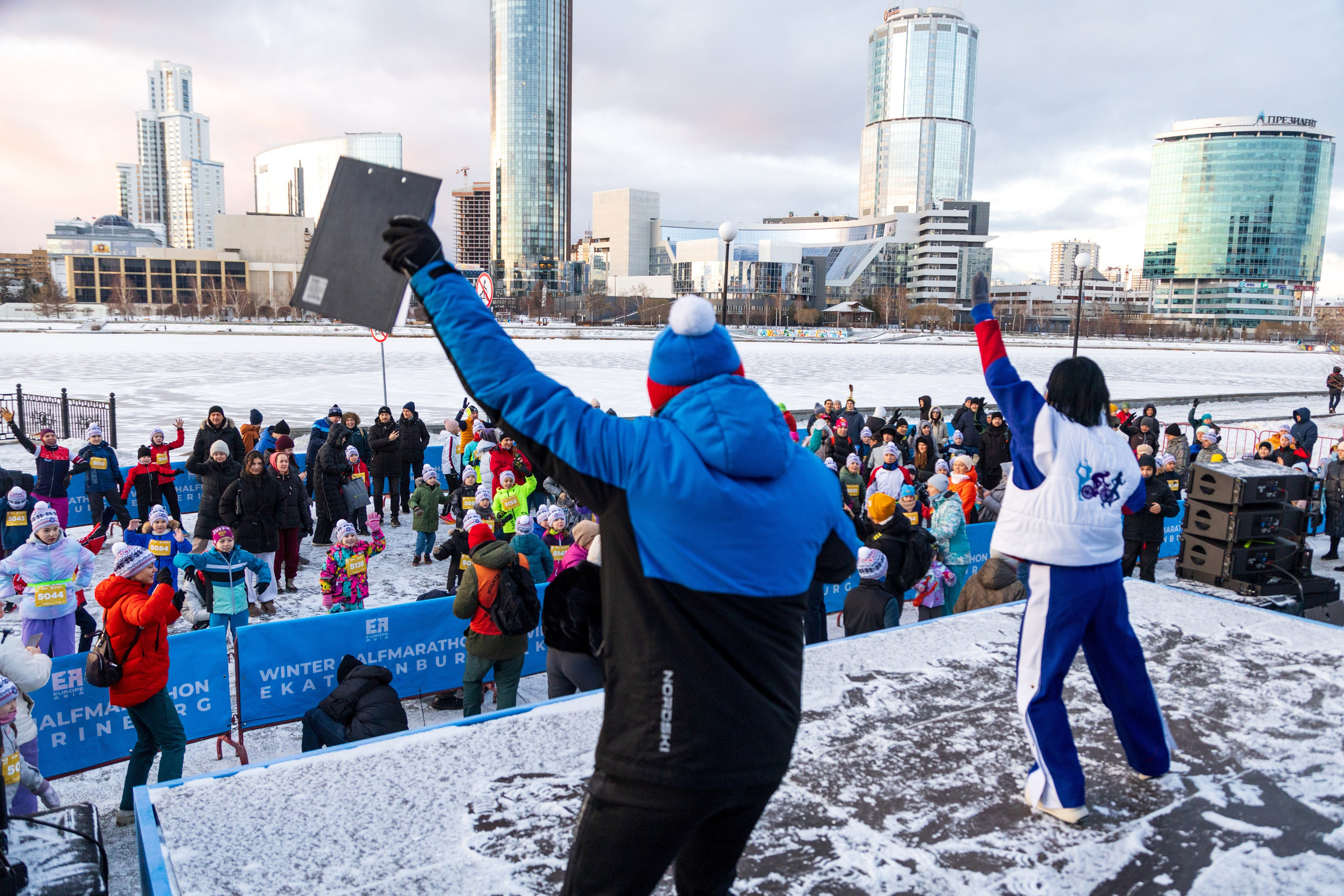 Европа-Азия | Зимний полумарафон. Репортажный фотограф Екатеринбург | Яркий, качественный репортаж | Концерты, клубы, репортаж, праздники, корпоративы