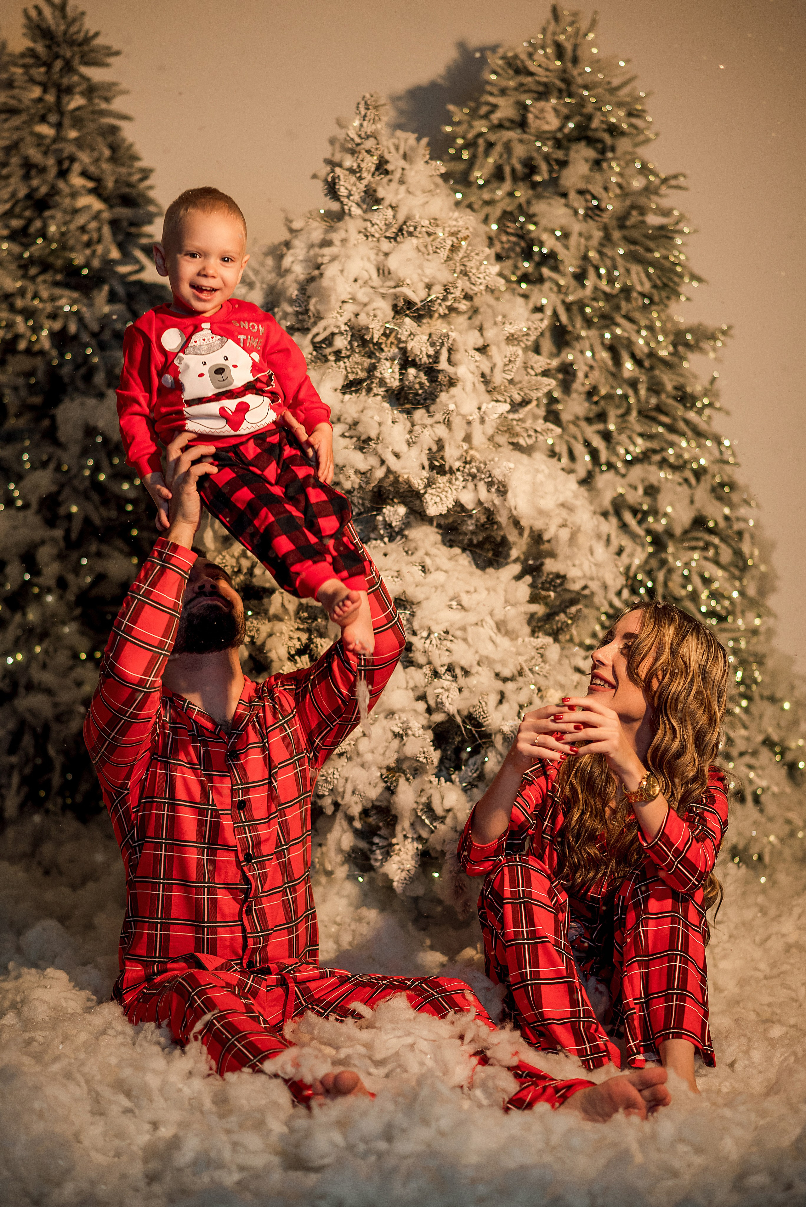 Новогодняя история Матвея и его родителей. Свадебный и семейный фотограф в Ростове-на-Дону Алина Астахова