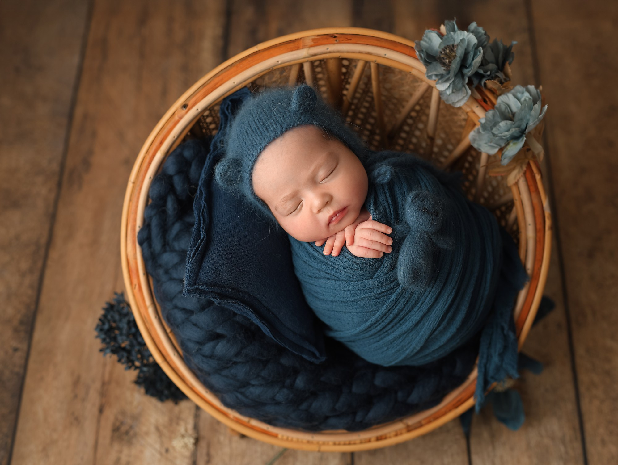 Newborn. Фотограф новорождённых в Казани Нейля Гильмутдинова ньюборн