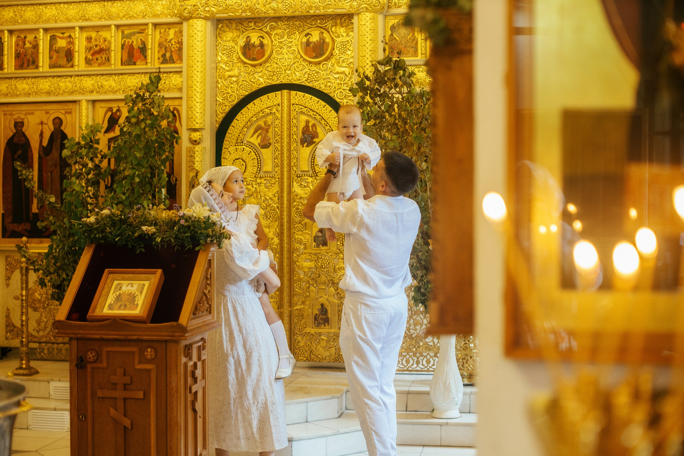 Таинство крещения. Фотографы в городе Волгограде — Людмила Агеева и Алексей Околелов
