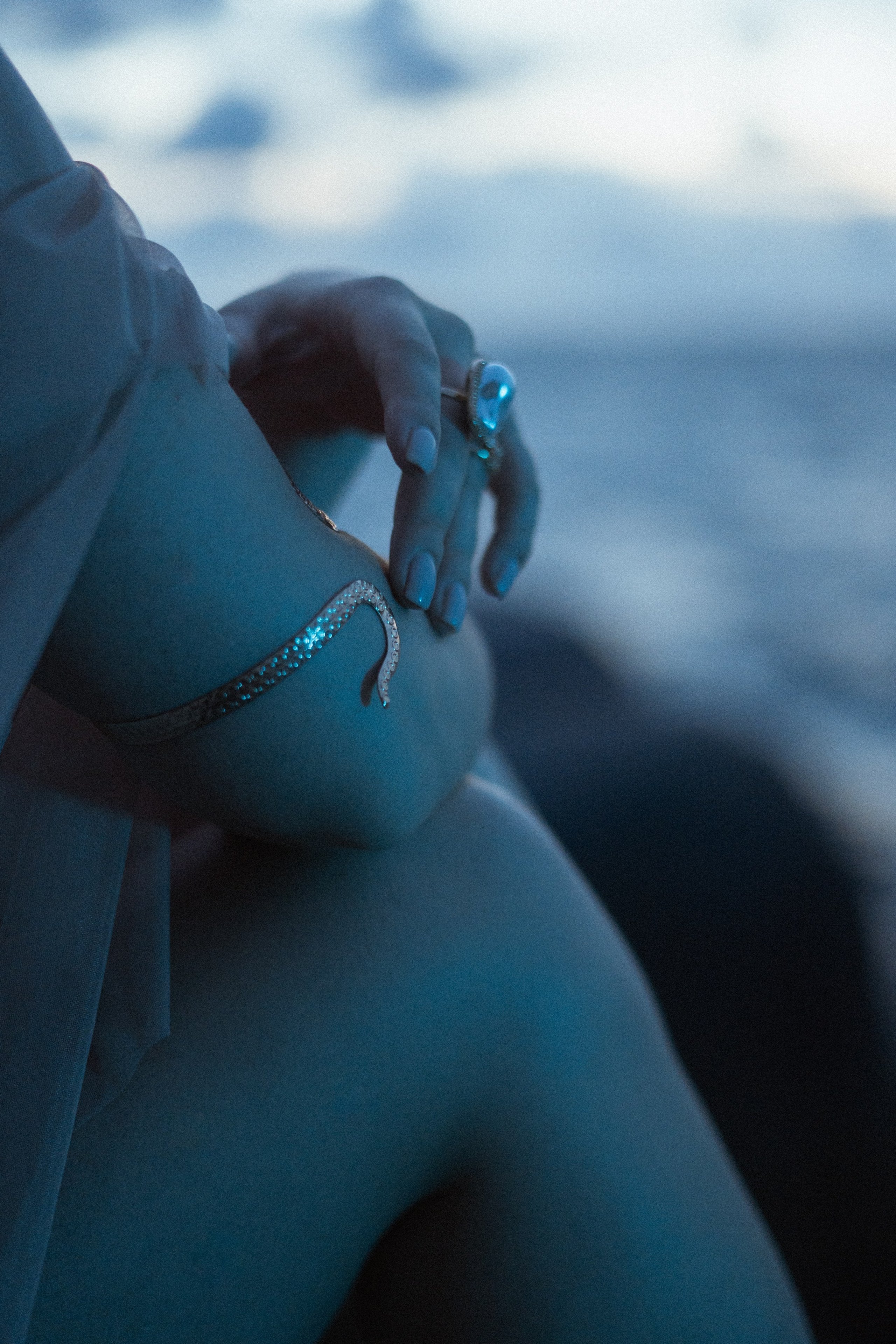 Эмоциональный портрет на Пхукете — искусство вашего образа, эмоций и красоты в виде индивидуальной фотосессии. Ян Долматов — фотограф, видеограф и продюсер на Пхукете, Таиланд