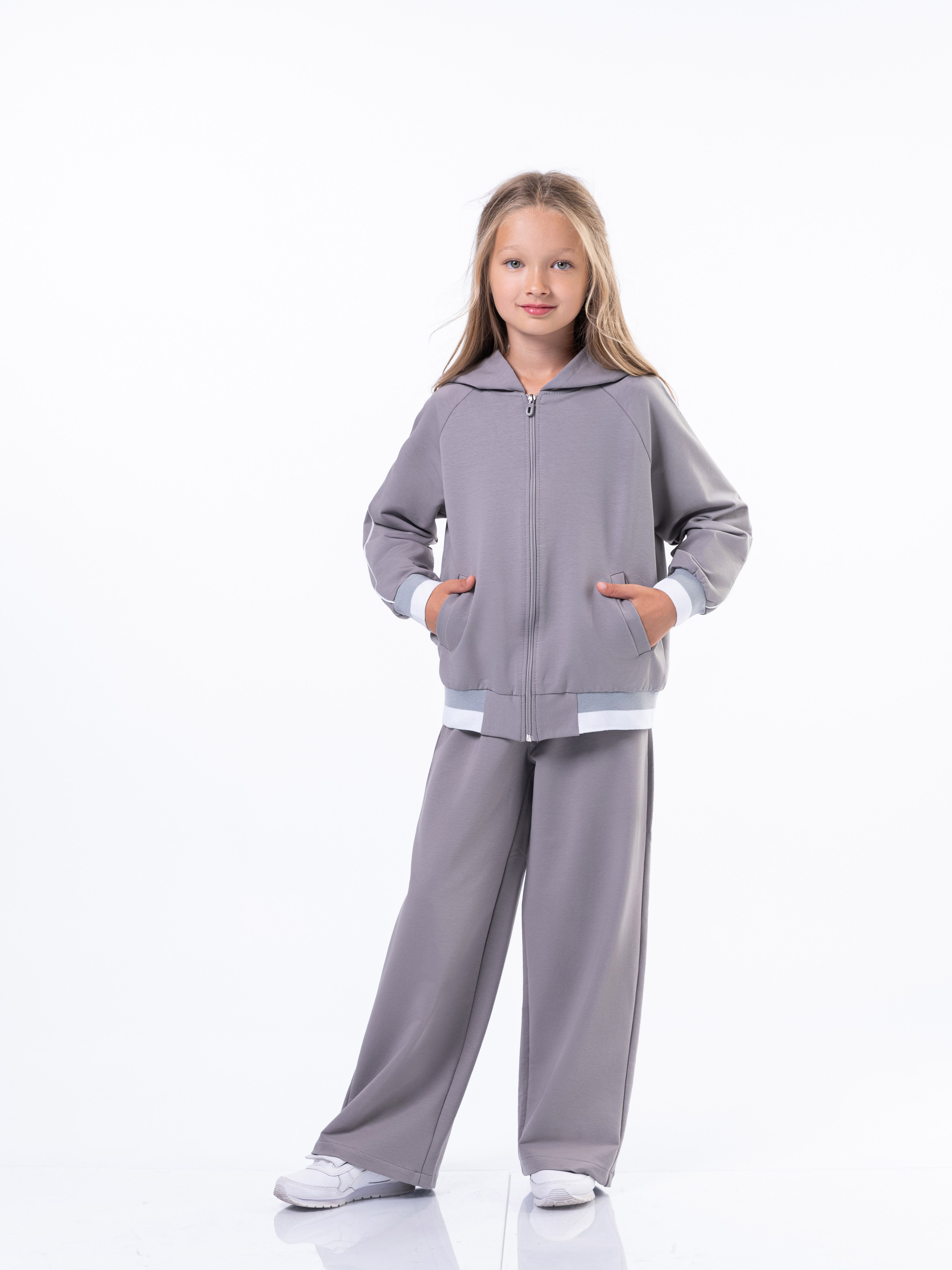 Каталог Дети. Студия рекламной и предметной съемки товаров WELKO Studio