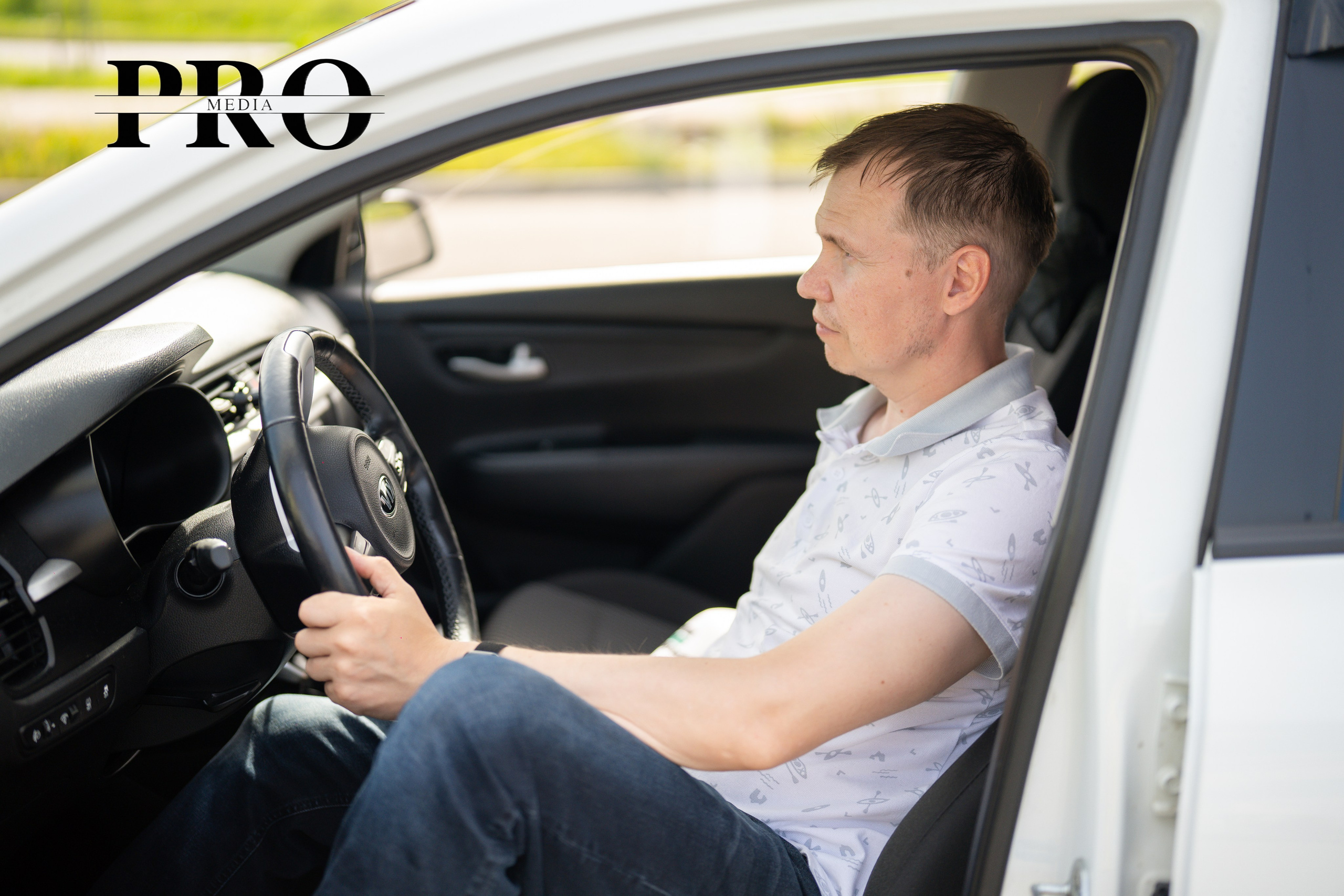 Авто. Видеограф Алексей Жарков