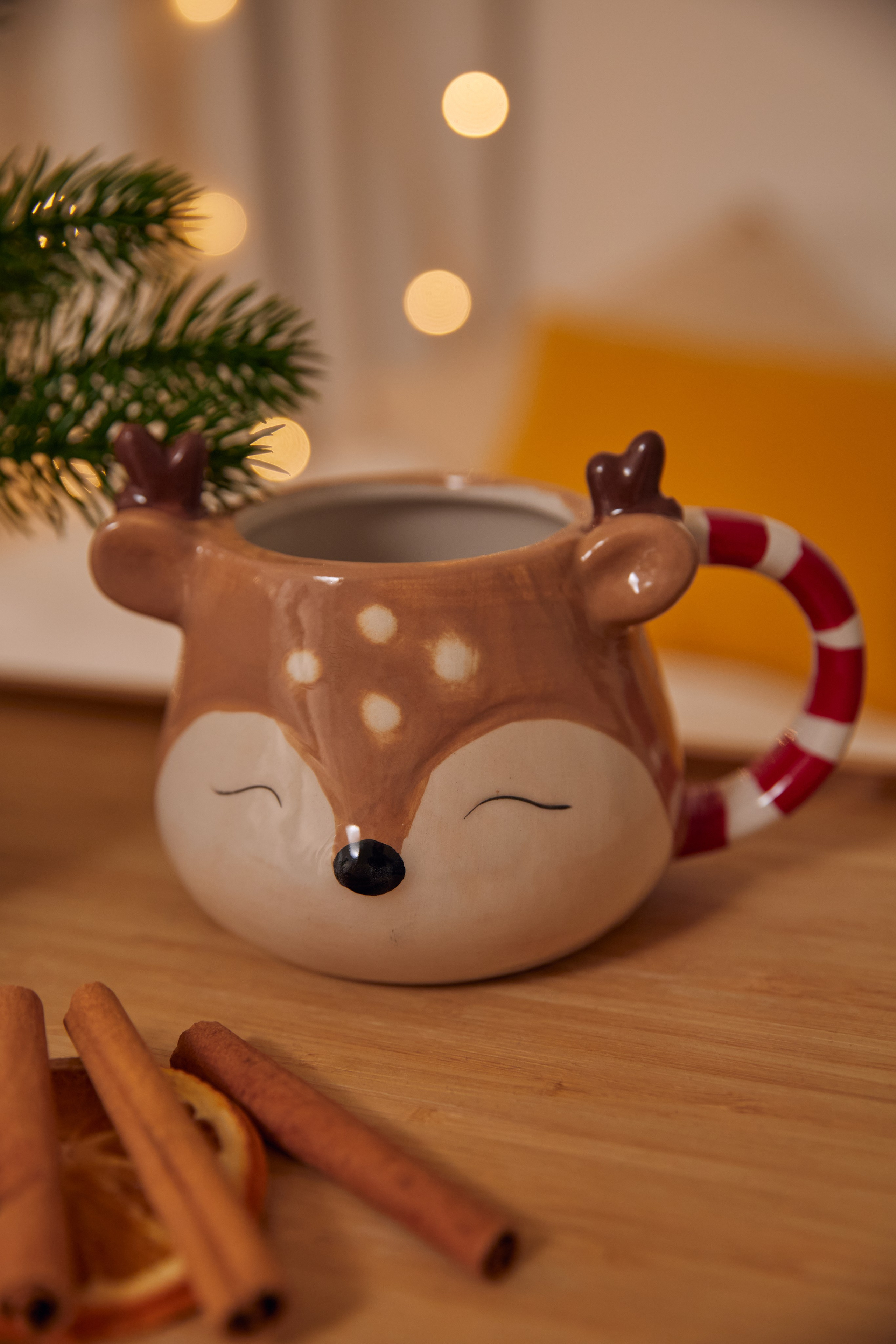 Новогодние локации (до 12 января 2026). Content Studio фотостудия