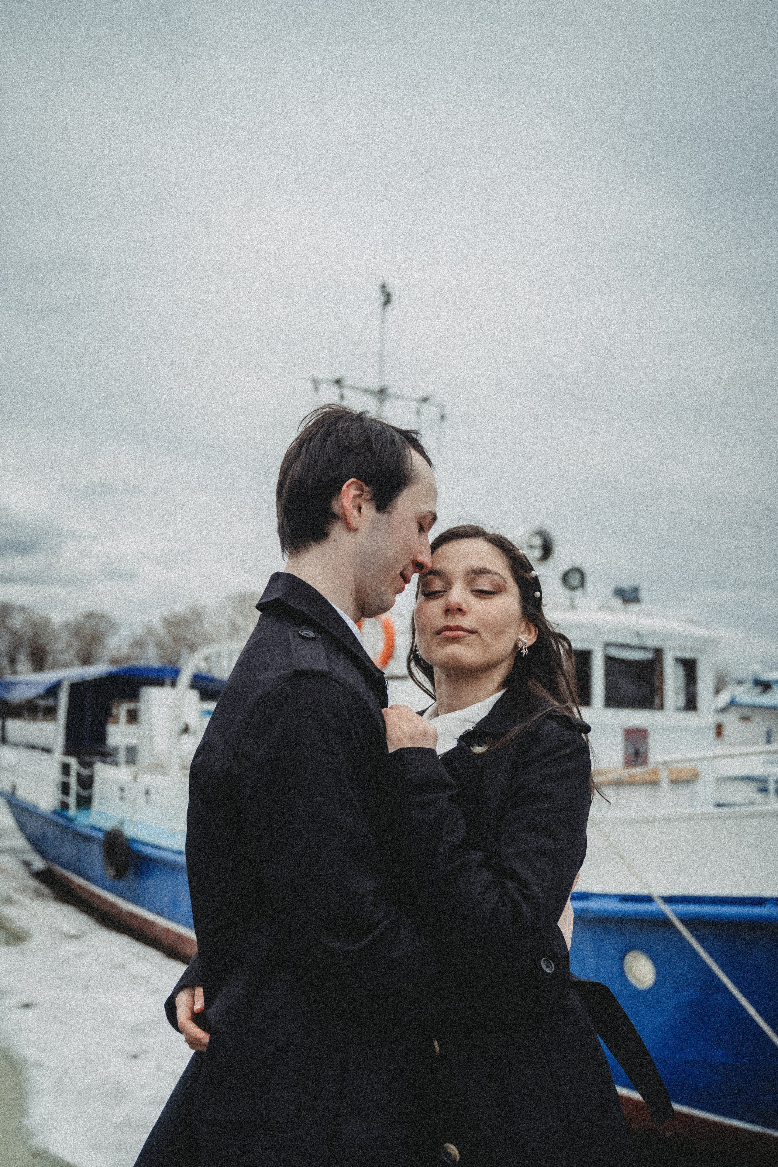 Азат и Маня. Главная