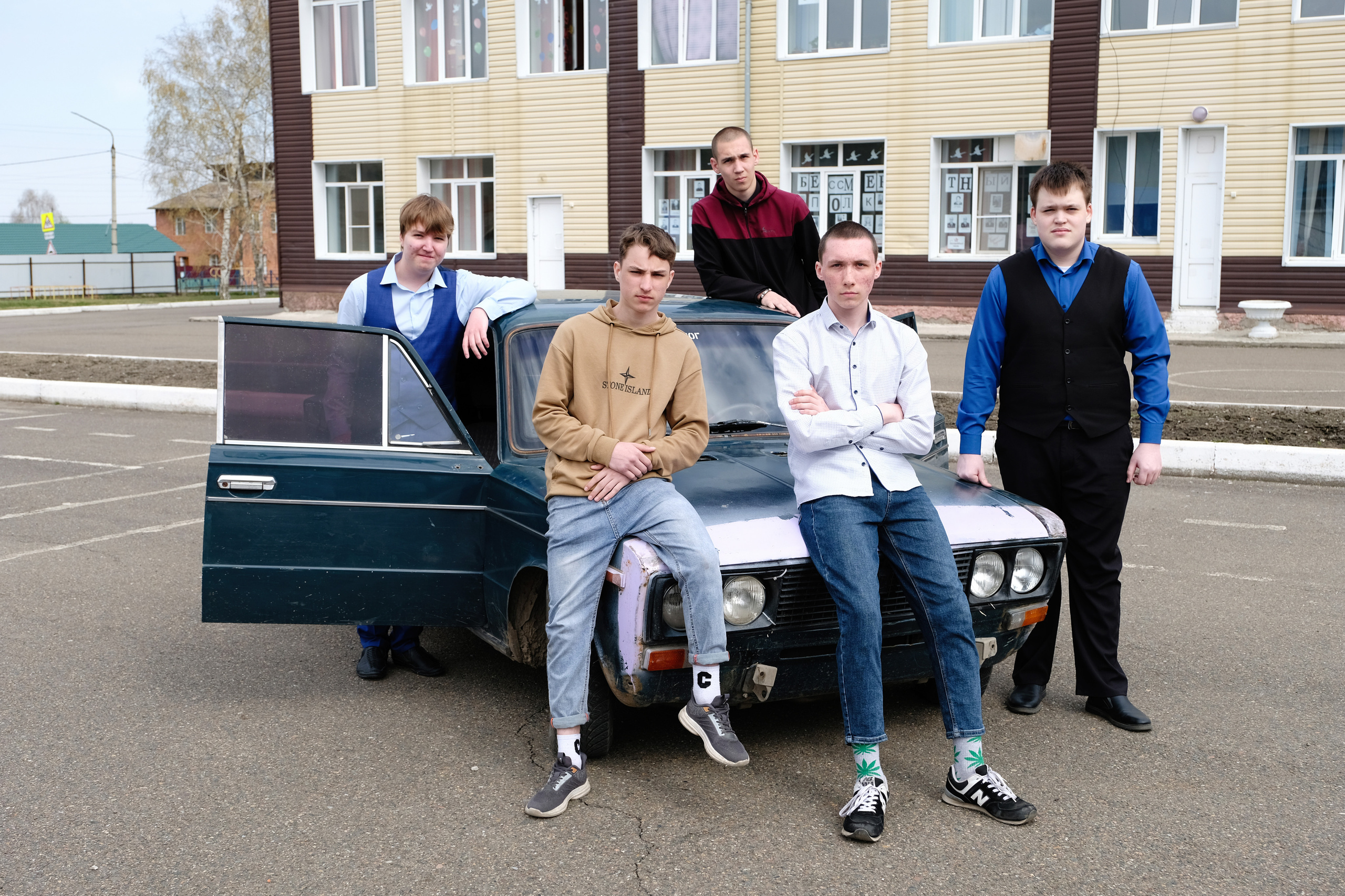 С марта по май 2024 продолжаем оформлять заказы на выпускные альбомы. Фотограф в Красноярске Екатерина Беникаускене