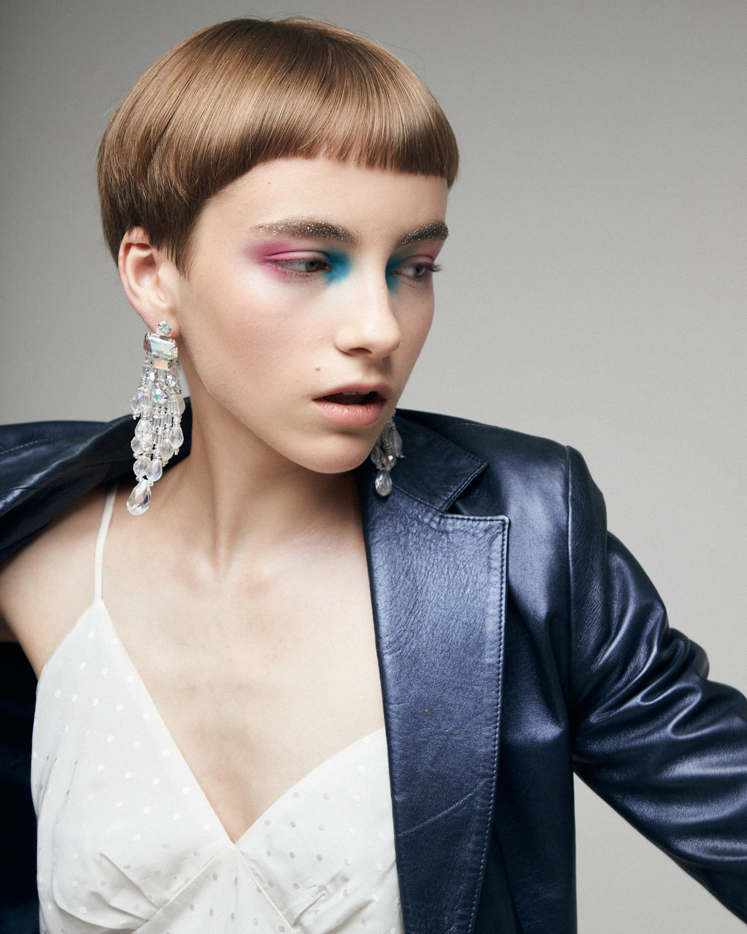 Dora. Михаил Мочалин — фотограф