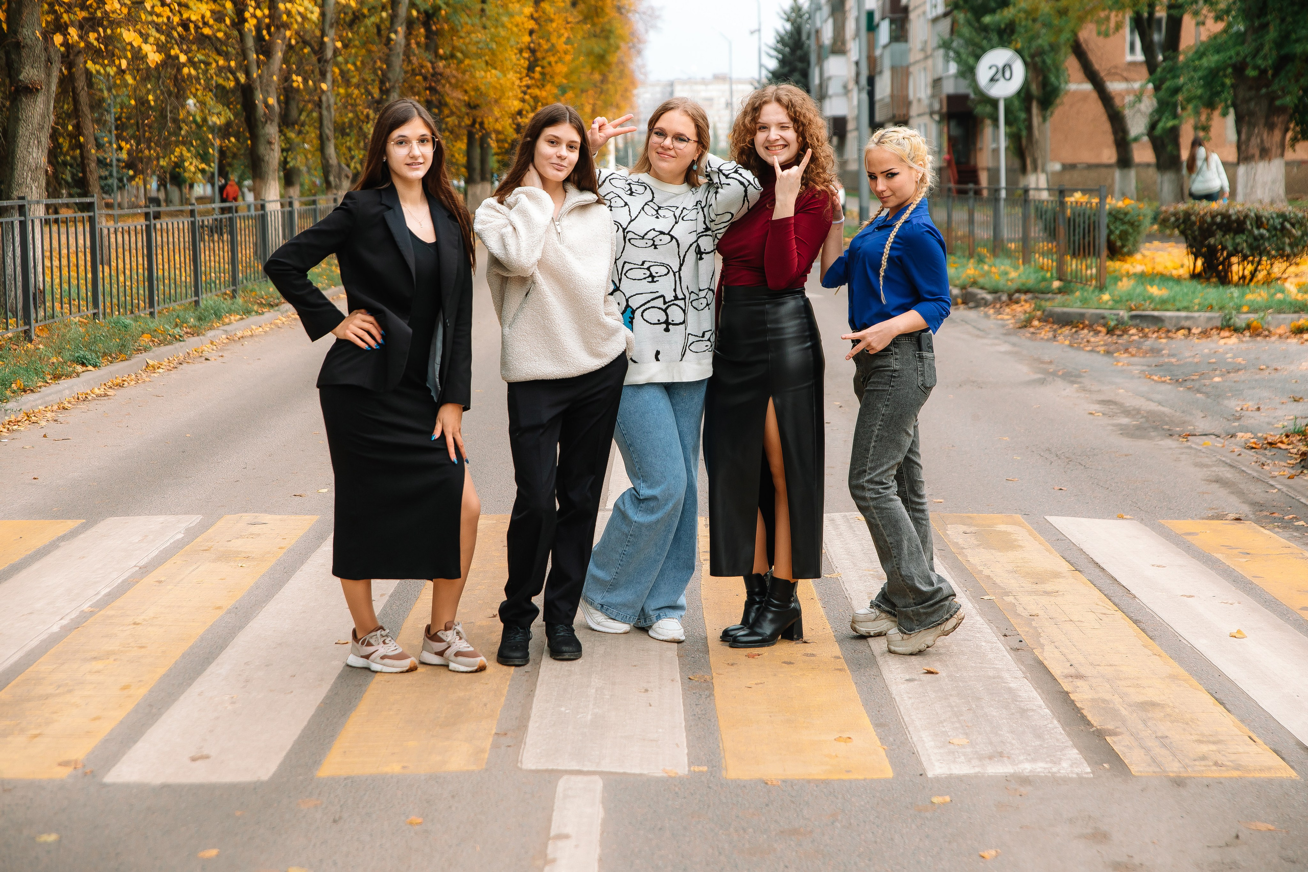 ОСЕННИЕ СТАРШИЕ КЛАССЫ. Свадебный и семейный фотограф в Курске и Курчатове