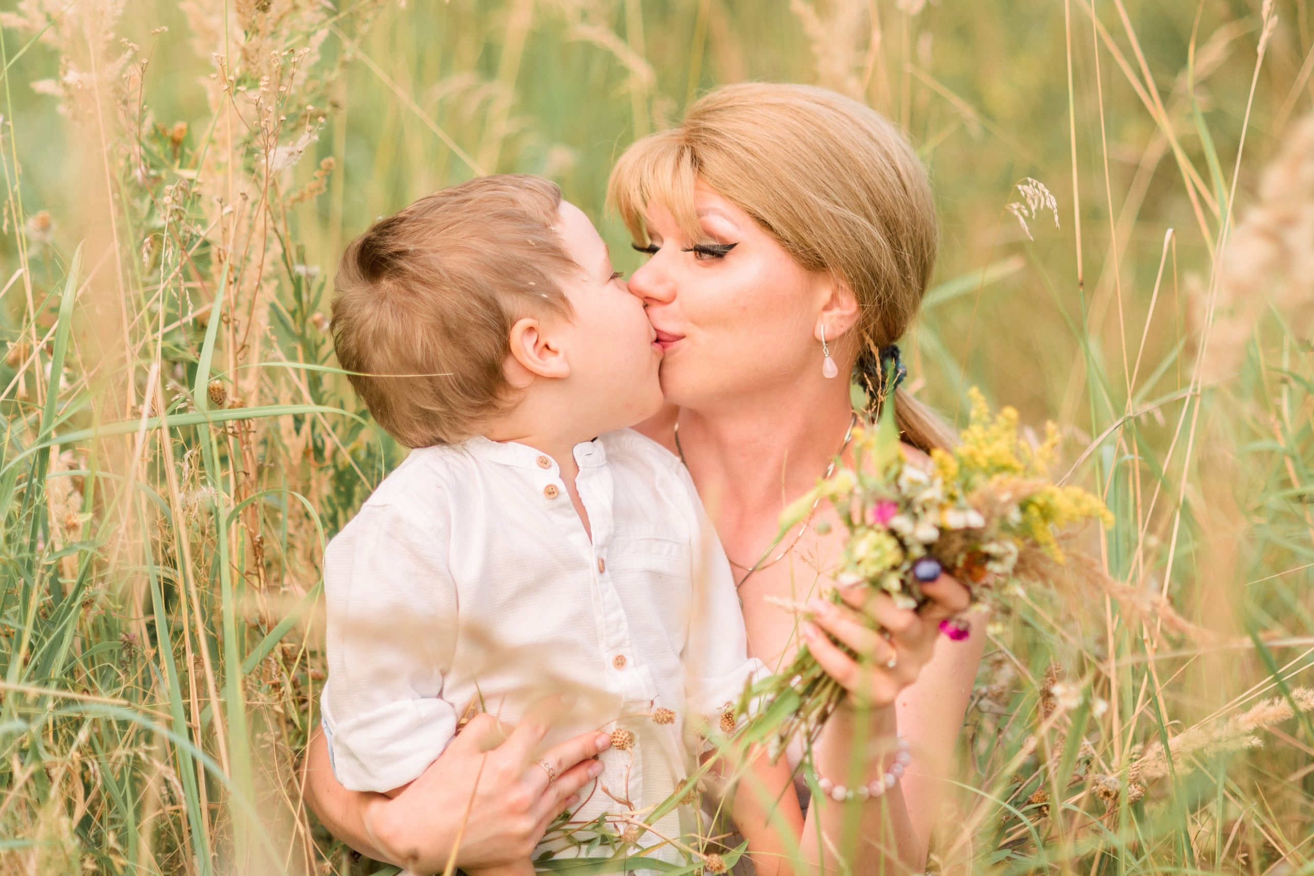 В поле. Фотограф Юлия Попова
