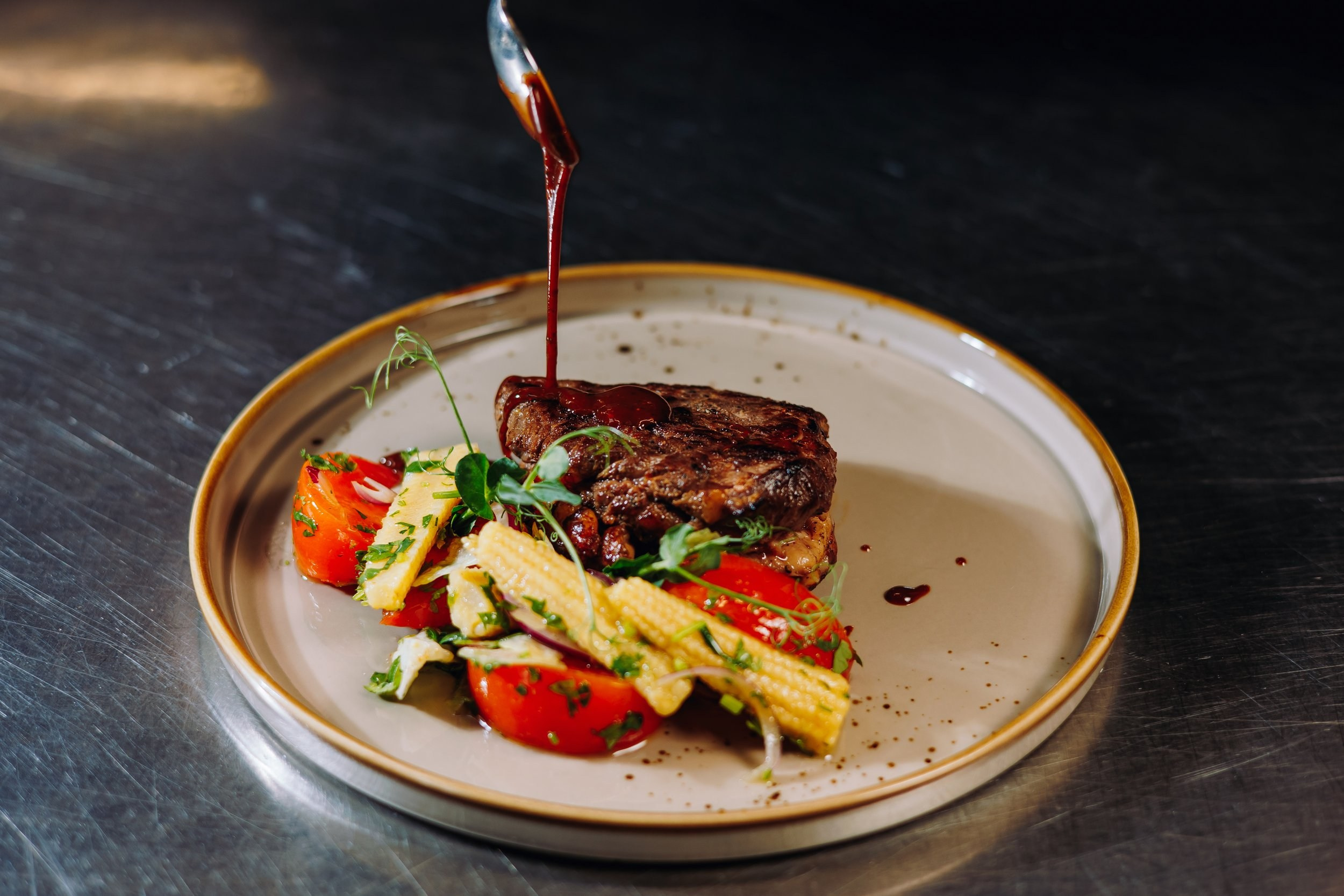 Рецепт стейка от шеф-повара бара. One Media Life: фоторепортажи, фотоотчеты с мероприятий и заведений